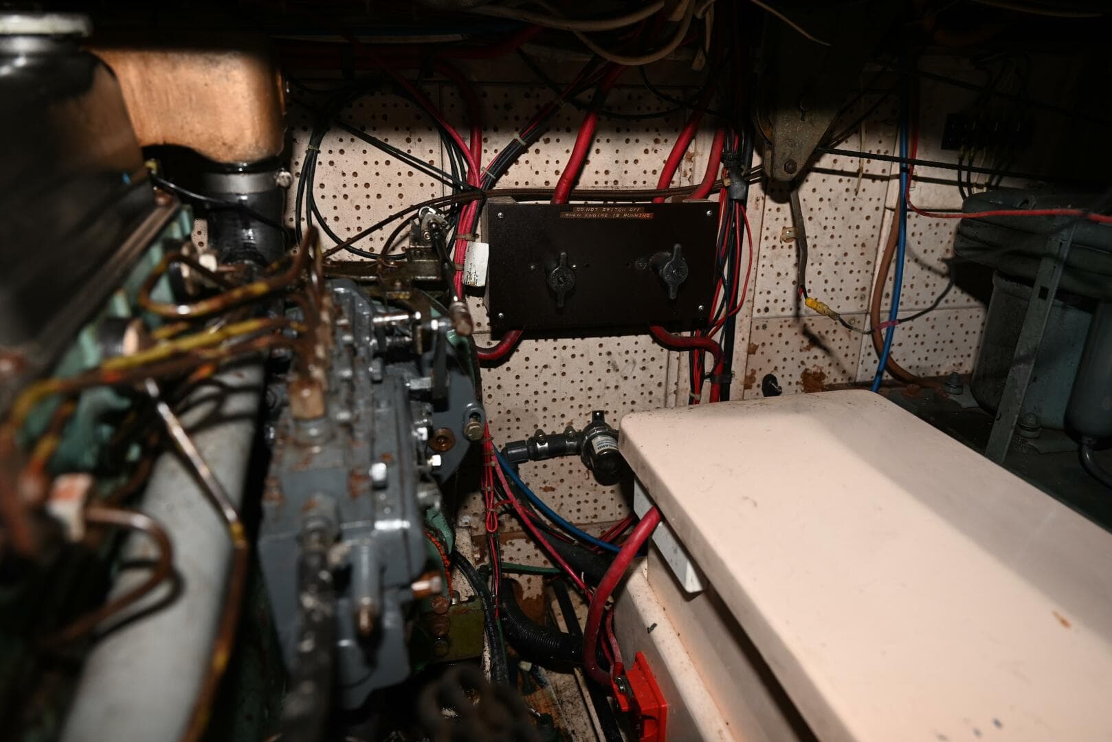 1970 Grand Banks Flybridge Trawler — photo 57