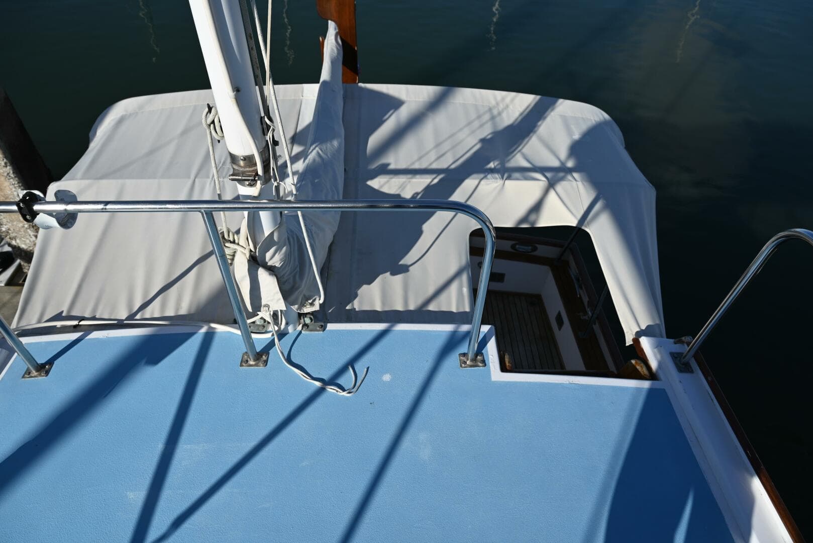 1970 Grand Banks Flybridge Trawler — photo 36