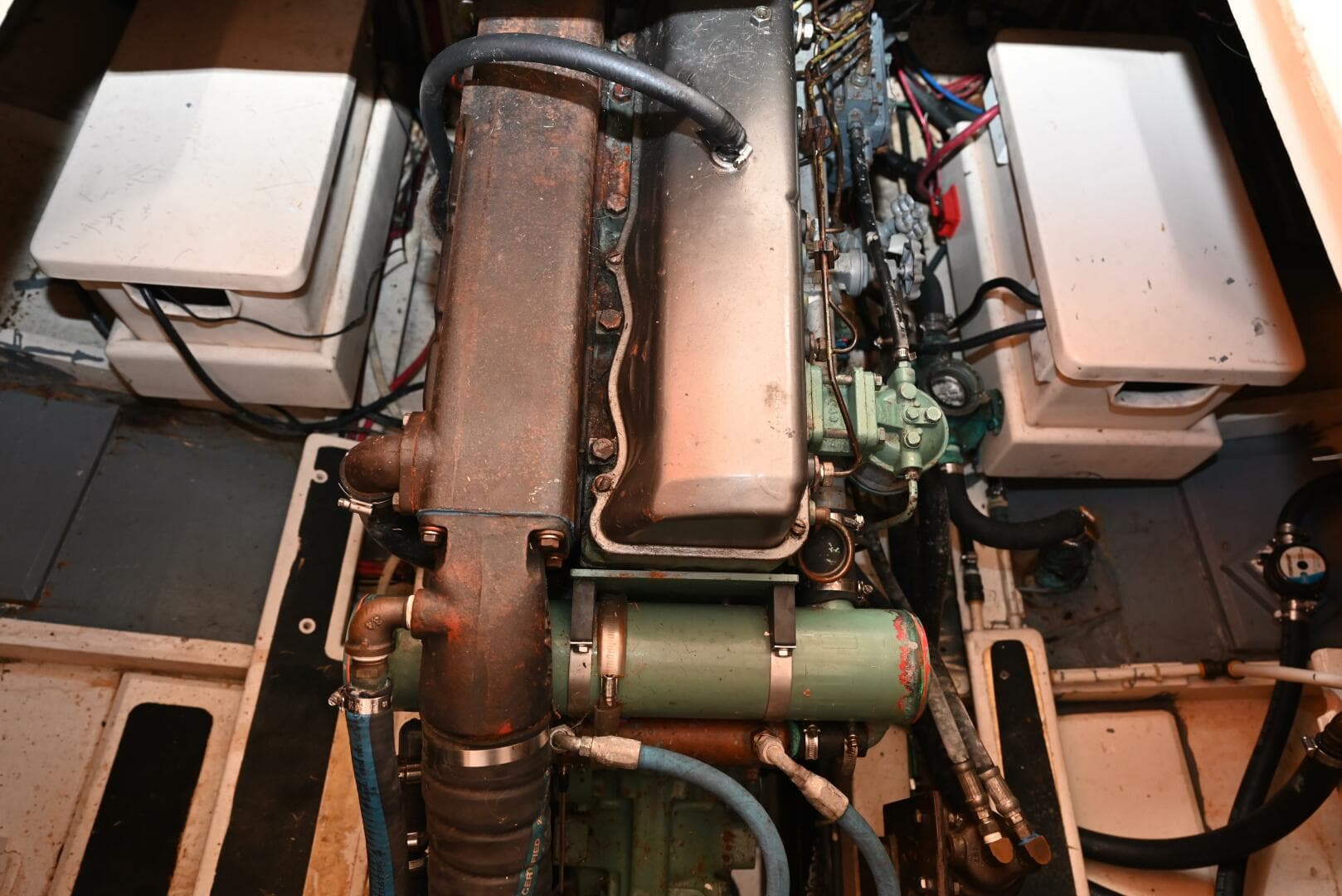 1970 Grand Banks Flybridge Trawler — photo 63