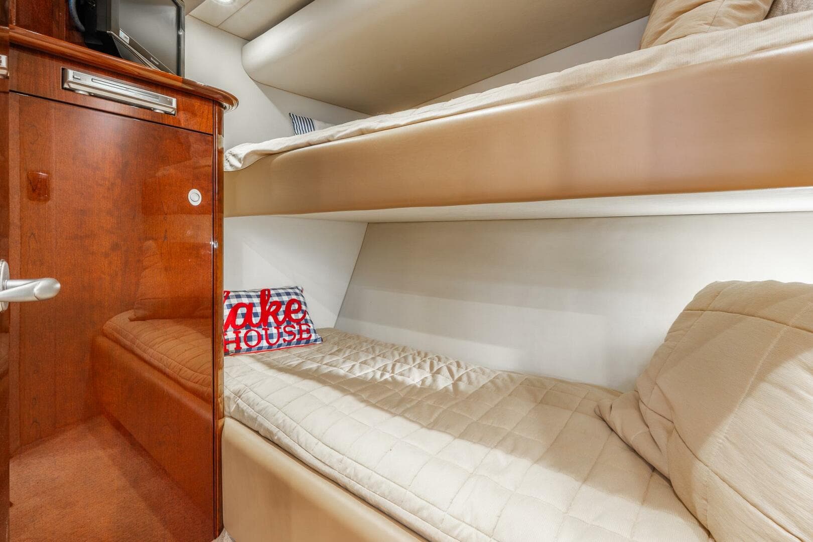 2008 Sea Ray 60 Sundancer — photo 58