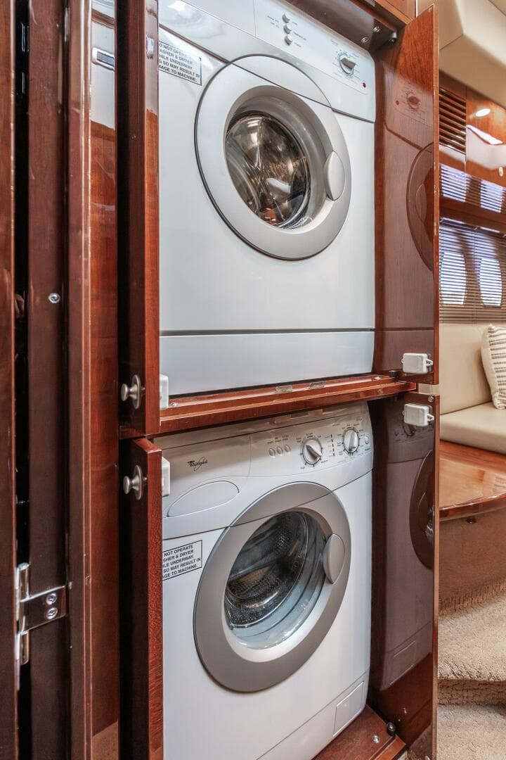 2008 Sea Ray 60 Sundancer — photo 49