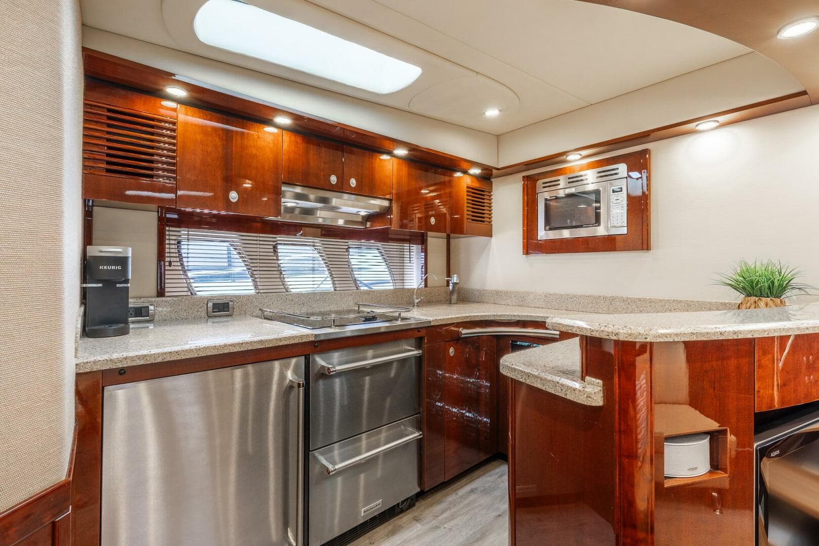 2008 Sea Ray 60 Sundancer — photo 61