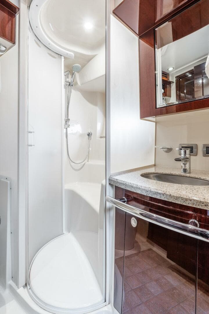 2008 Sea Ray 60 Sundancer — photo 64