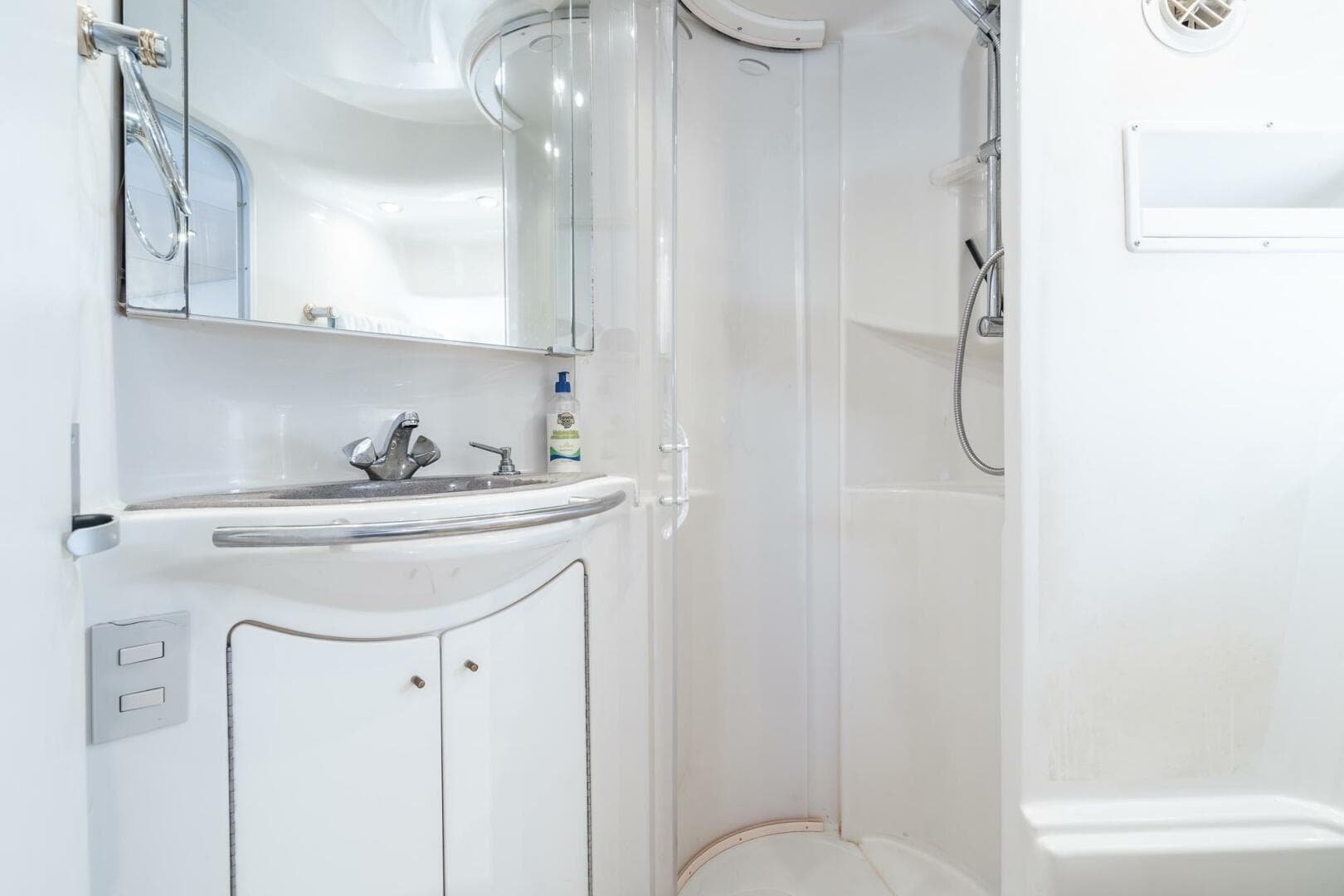 1999 Maxum 4100 Sca — photo 52