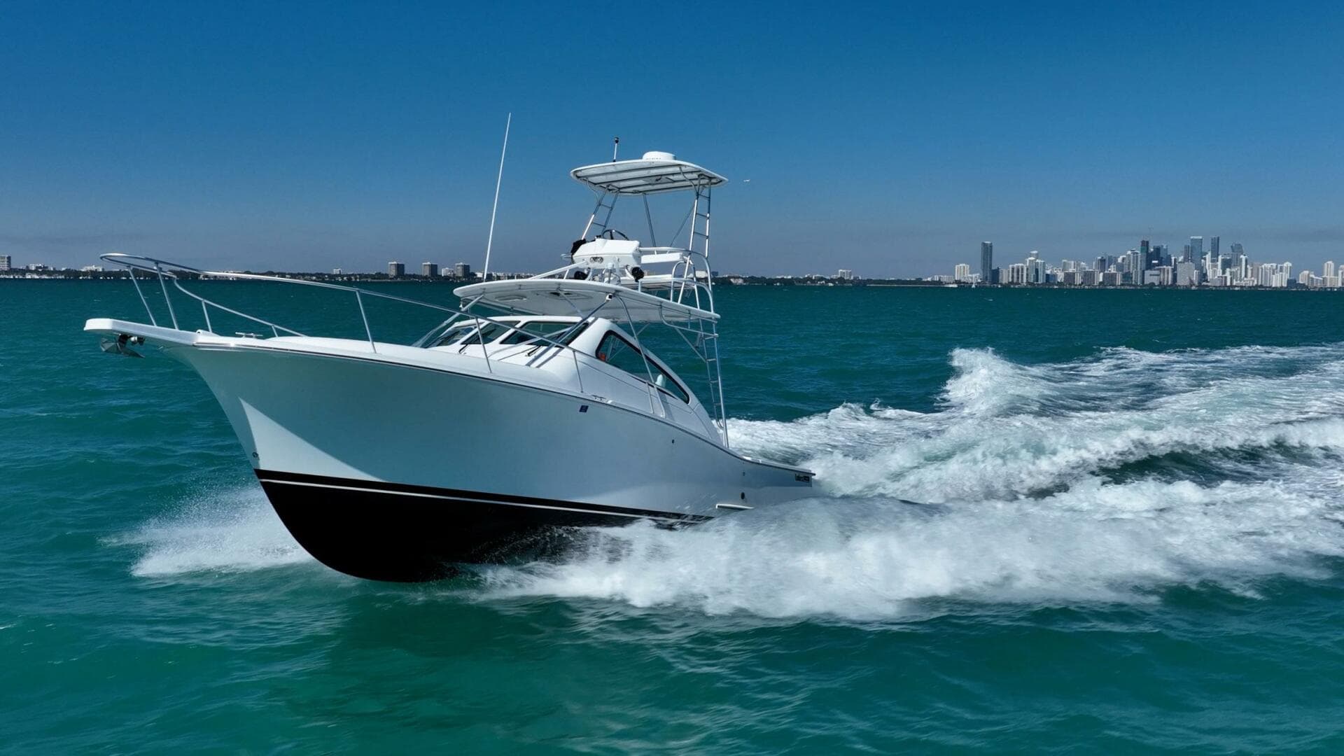 2004 Luhrs 32 Open — photo 60