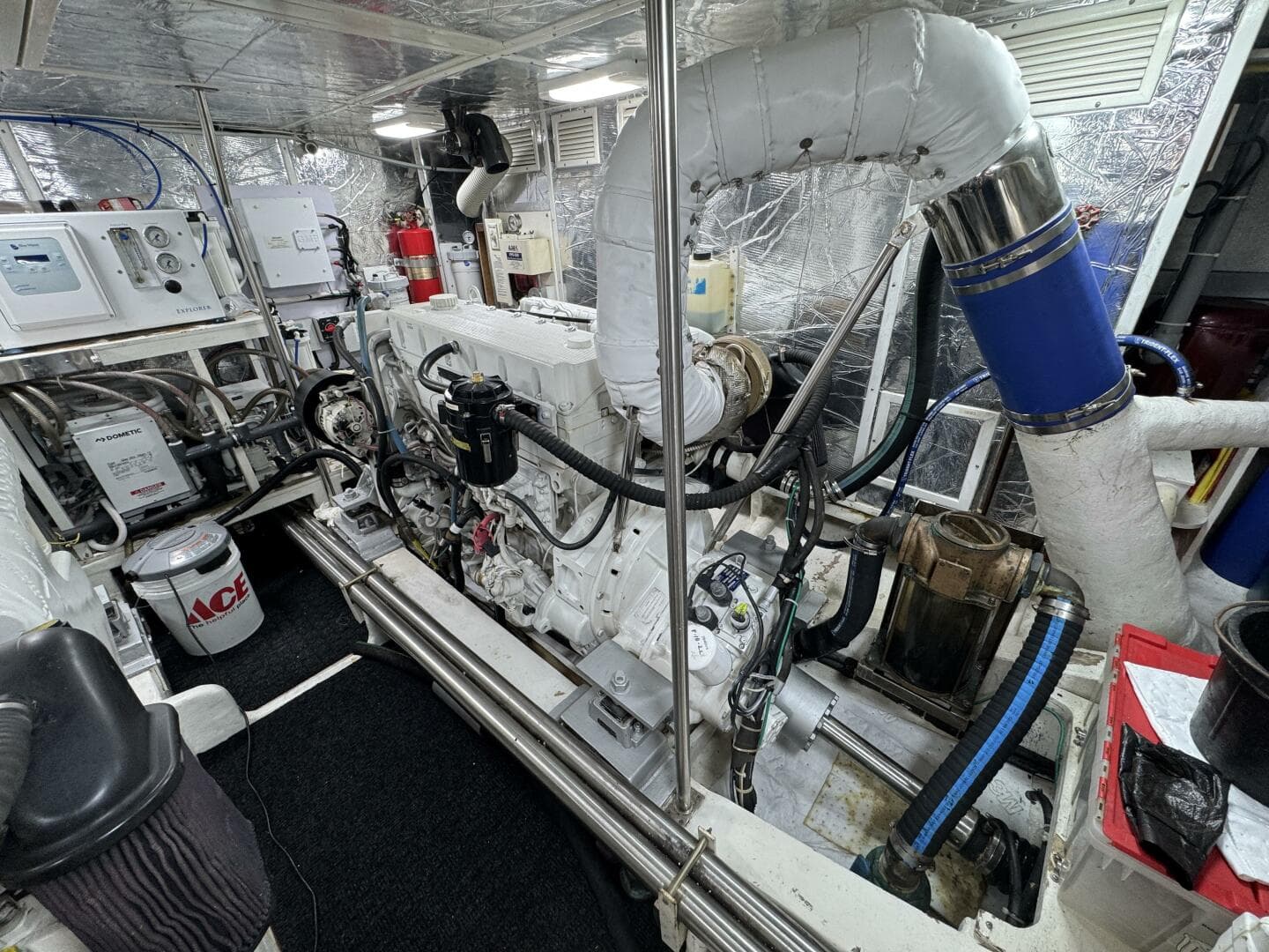 2004 Altima 55 Pilothouse — photo 54