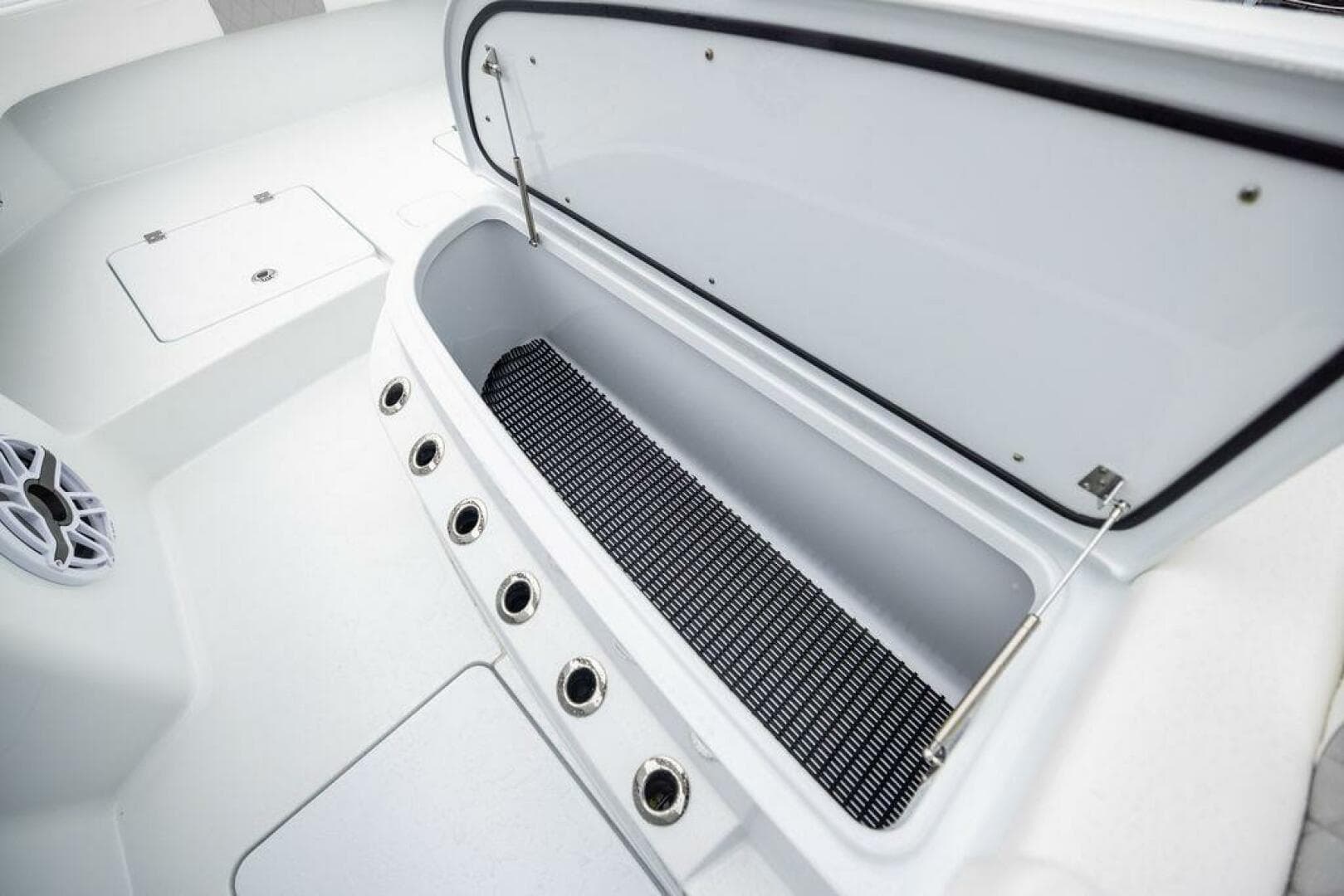 2025 Freeman 38 — photo 12