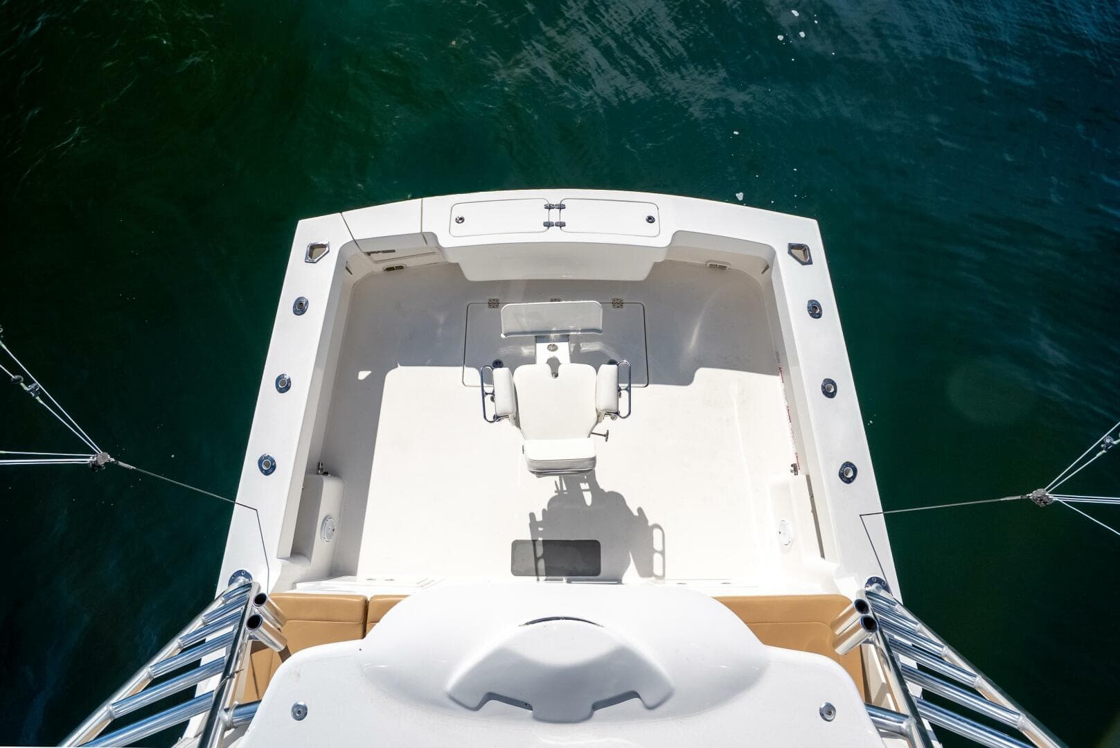 2018 Albemarle 41 Express — photo 8