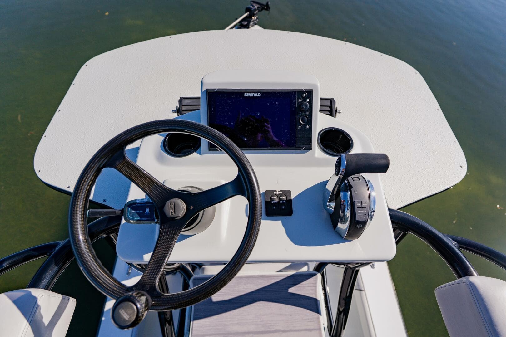 2024 Dorado 25 — photo 17