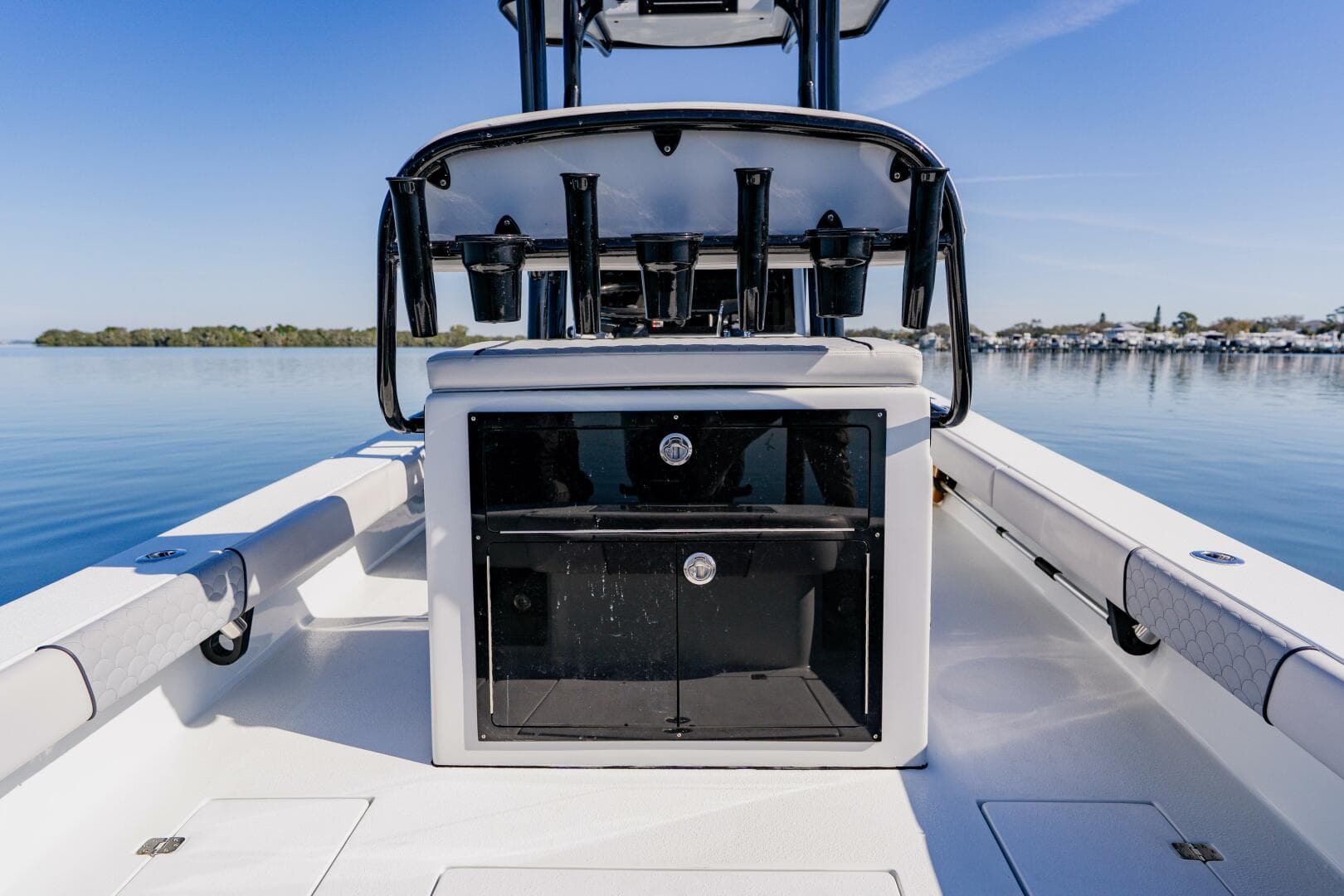 2024 Dorado 25 — photo 20