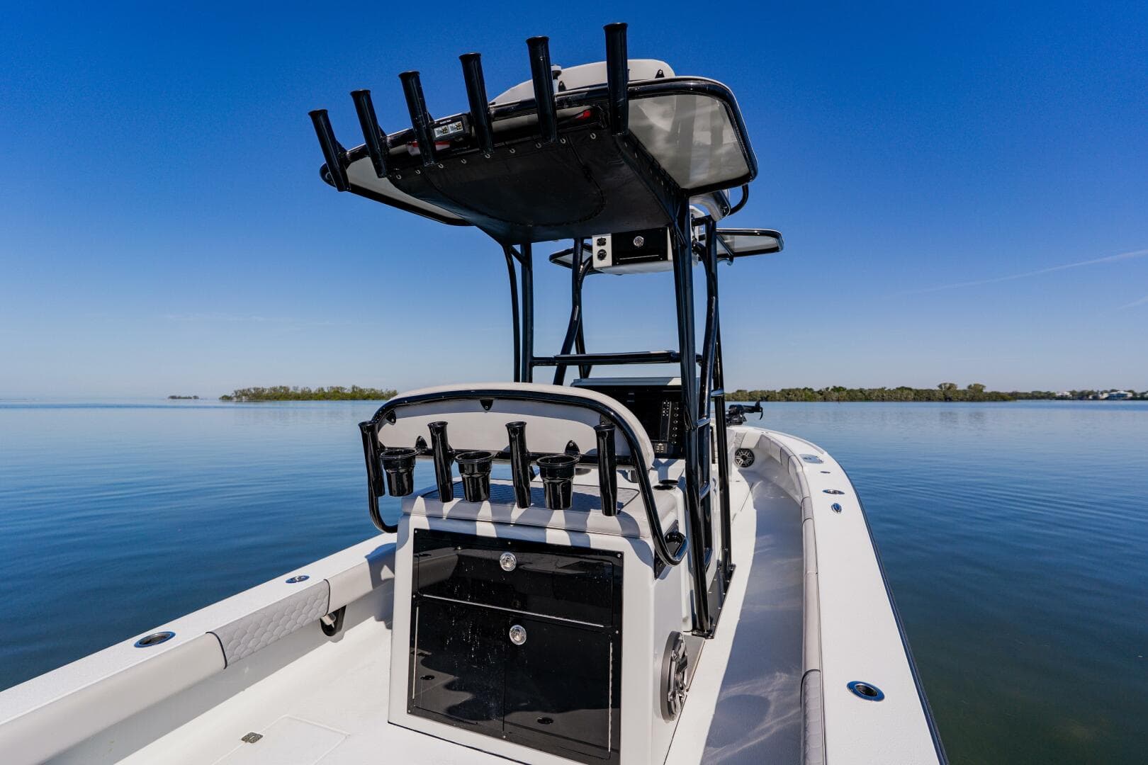 2024 Dorado 25 — photo 19