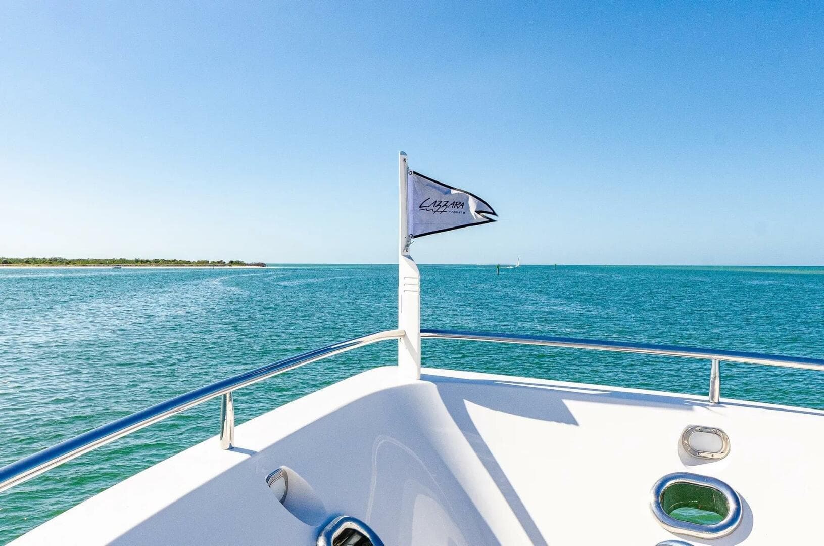 2001 Lazzara Yachts 94 — photo 43