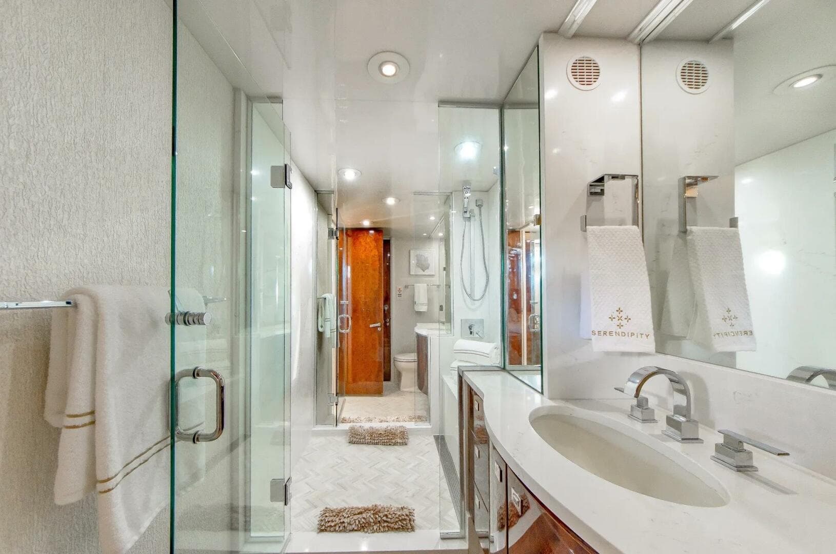 2001 Lazzara Yachts 94 — photo 33