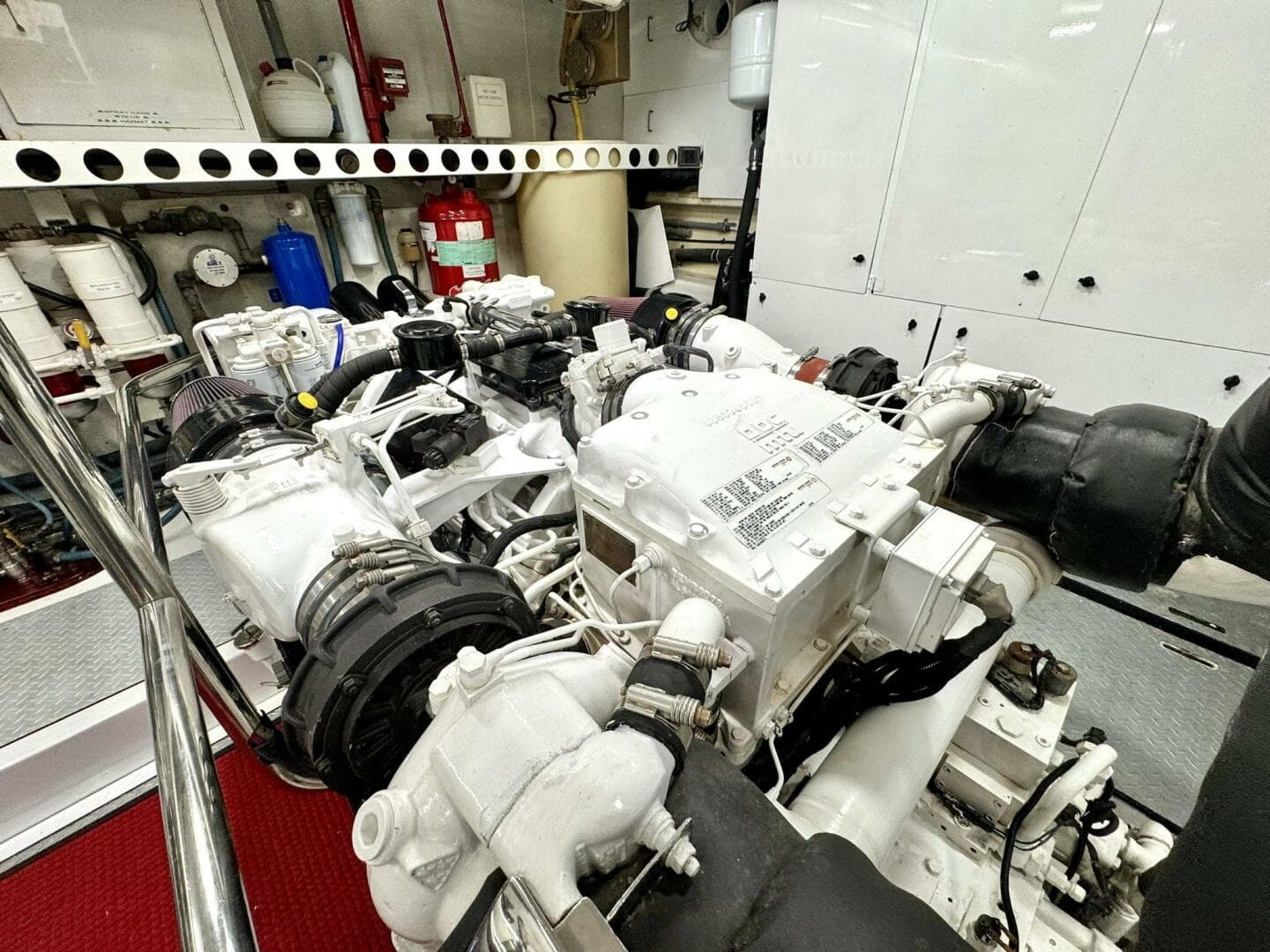 2001 Lazzara Yachts 94 — photo 62