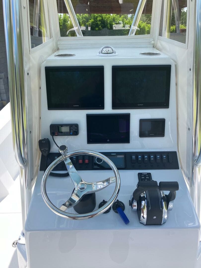 2024 Latitude Tournament Boats 25 — photo 2