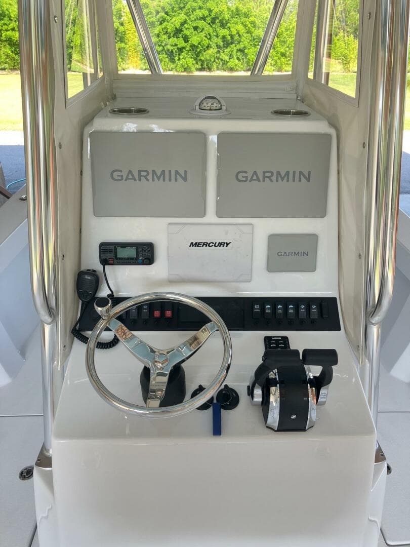 2024 Latitude Tournament Boats 25 — photo 6