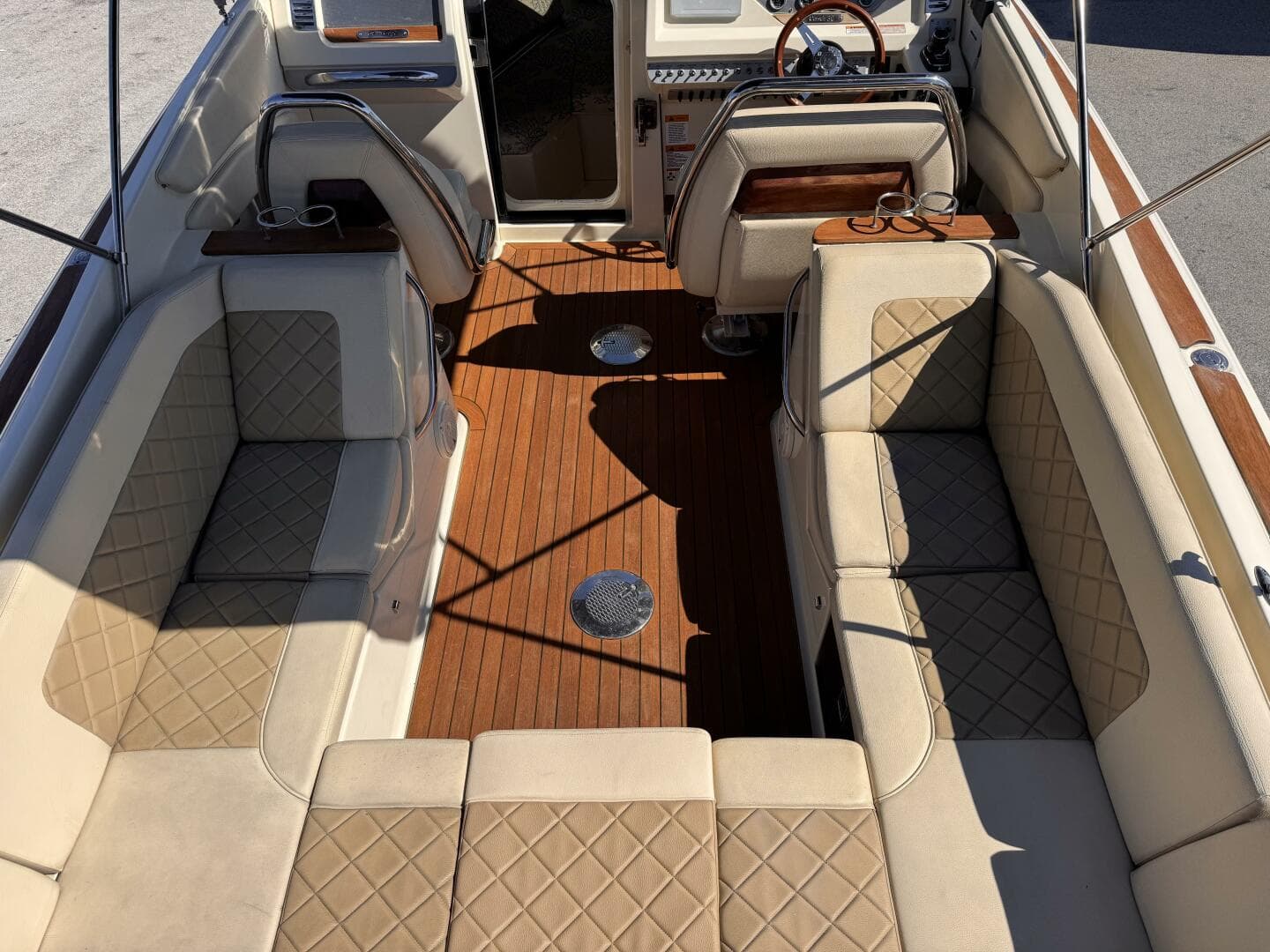 2019 Chris-Craft — photo 7