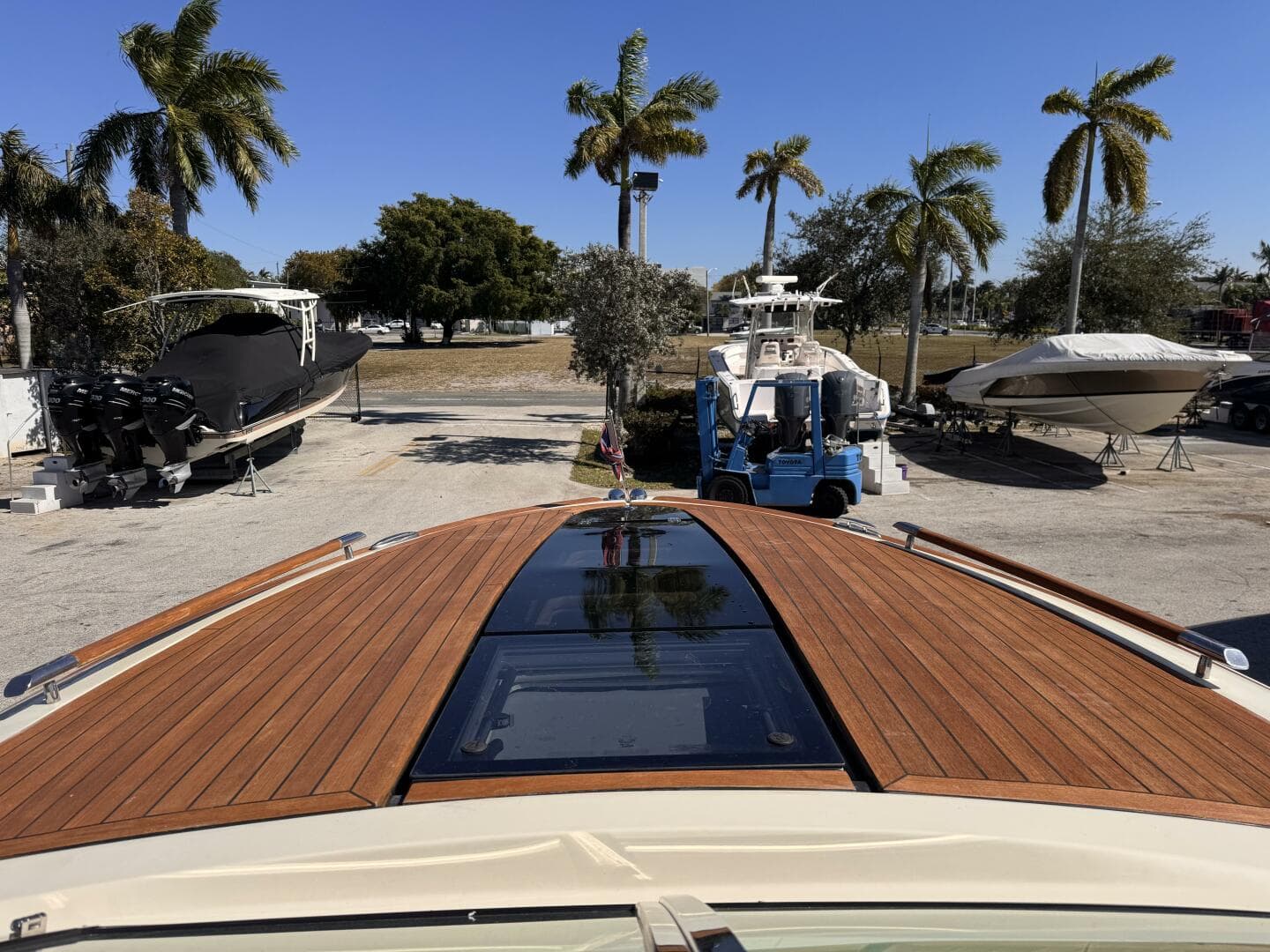 2019 Chris-Craft — photo 17