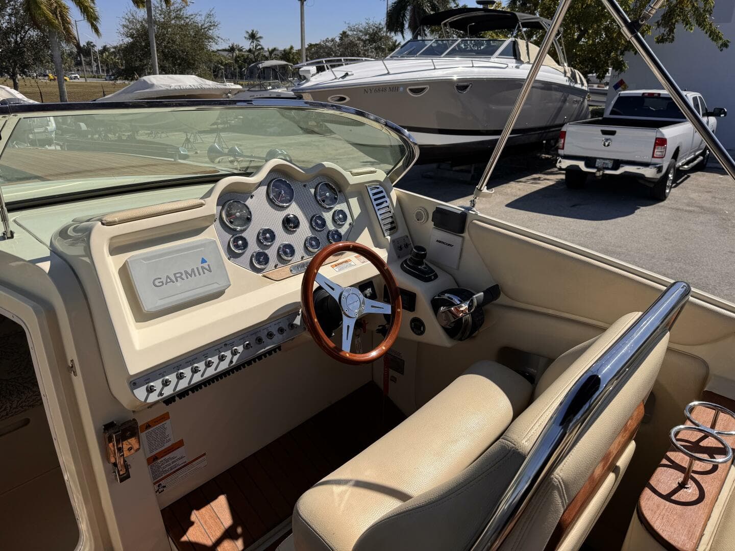 2019 Chris-Craft — photo 12