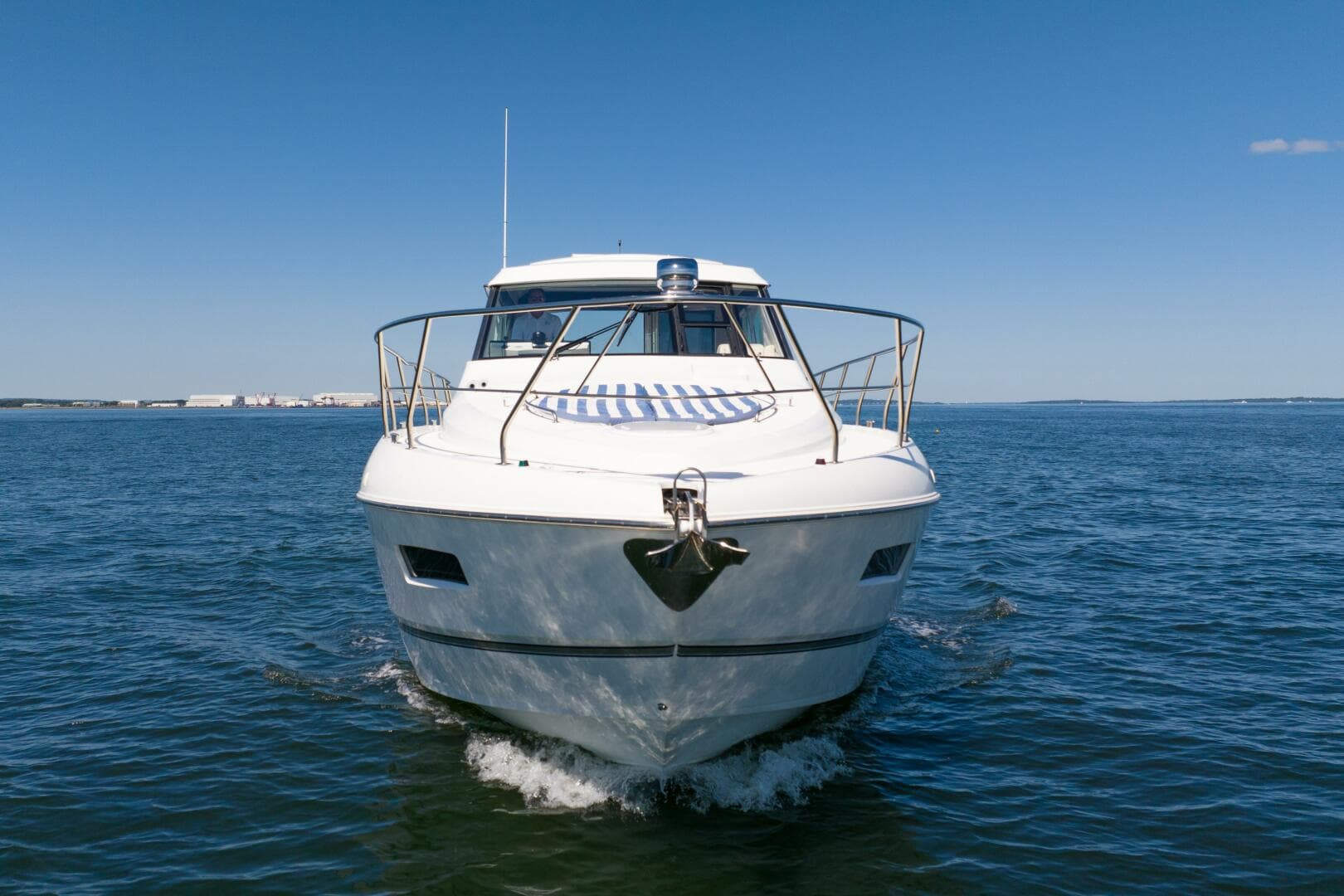 2013 Cruisers Yachts 48 Cantius — photo 7