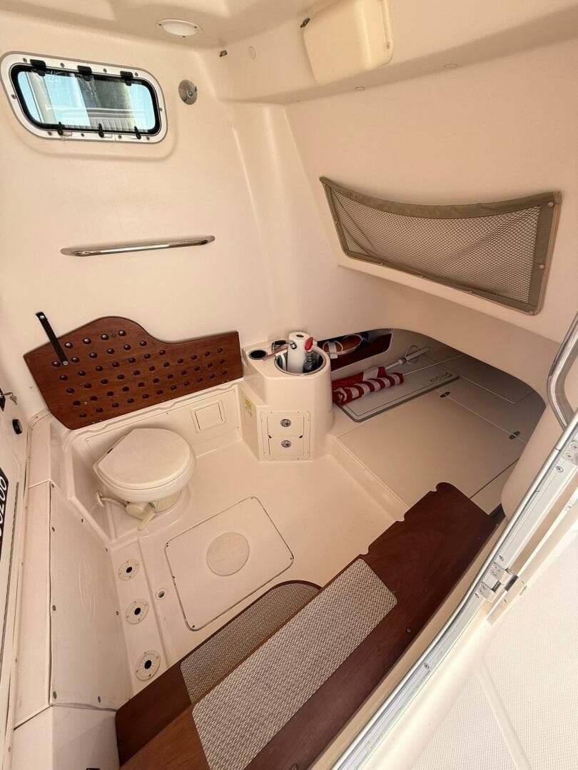 2011 Grady-White Caynon 336 — photo 30