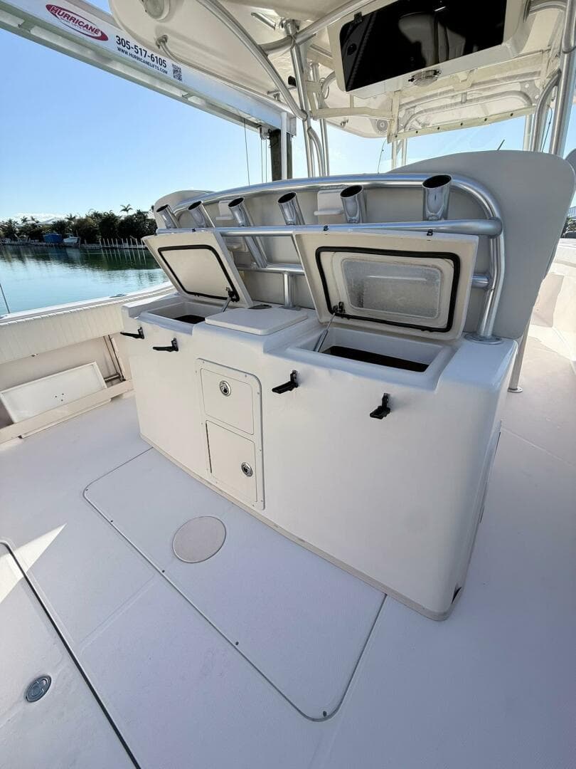 2011 Grady-White Caynon 336 — photo 22