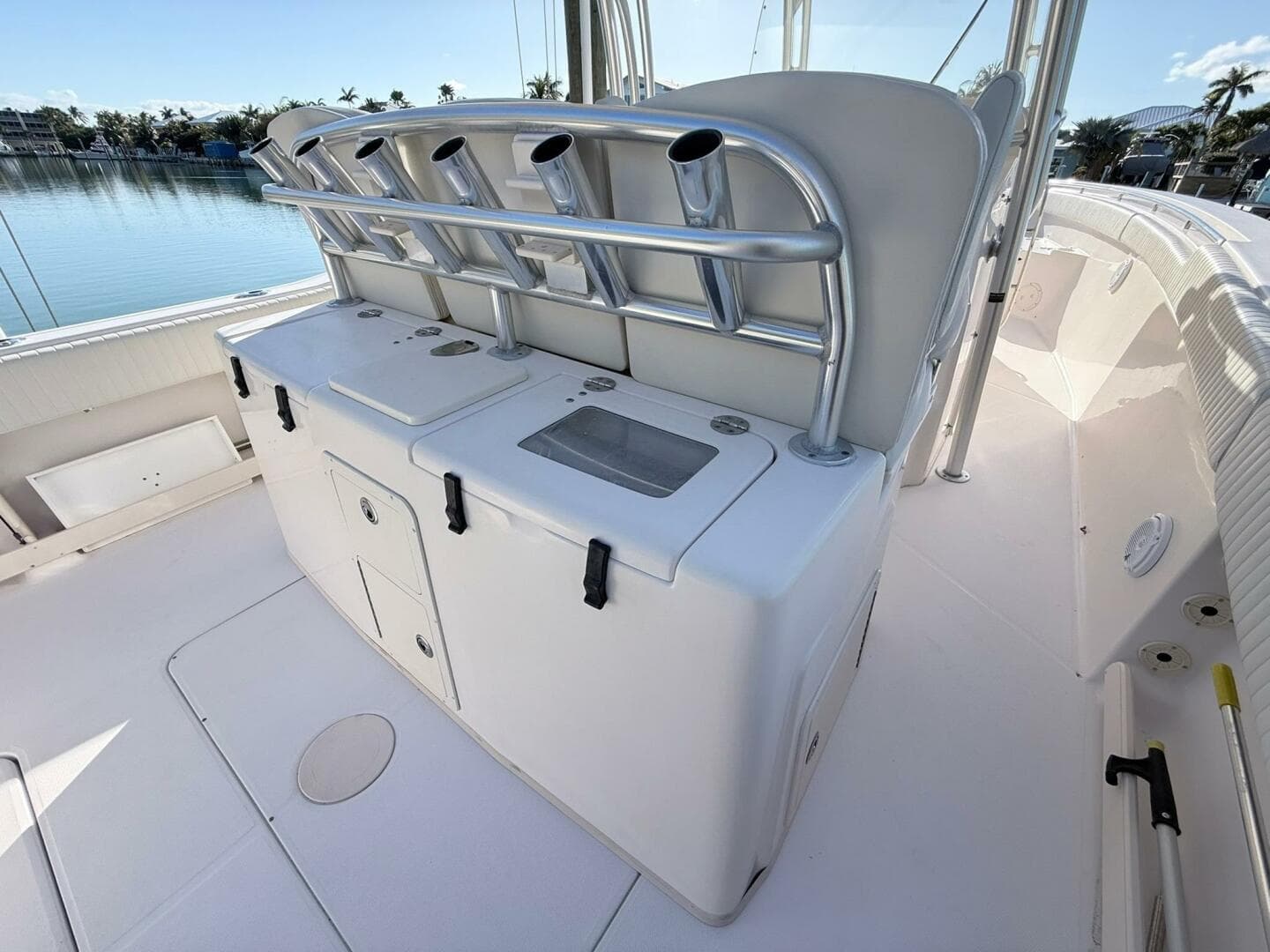 2011 Grady-White Caynon 336 — photo 6