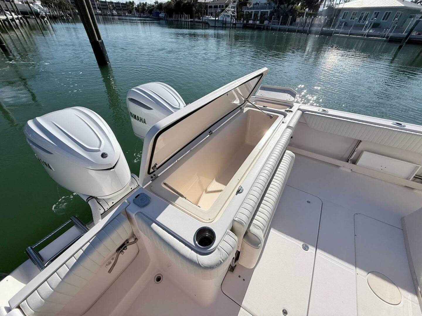 2011 Grady-White Caynon 336 — photo 10