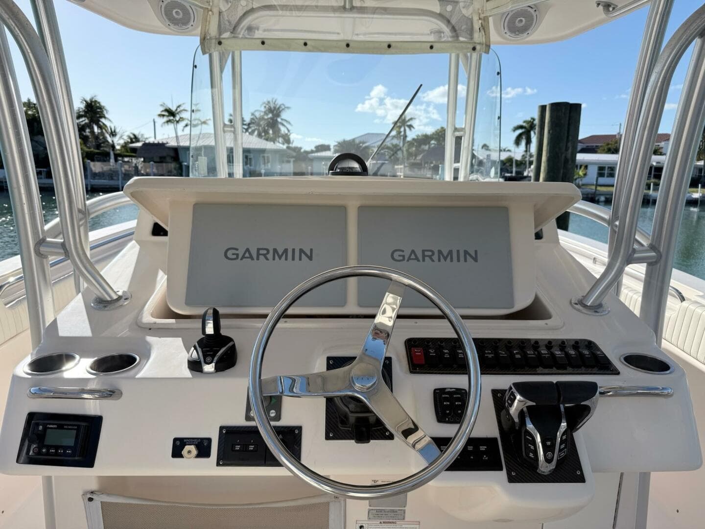 2011 Grady-White Caynon 336 — photo 15