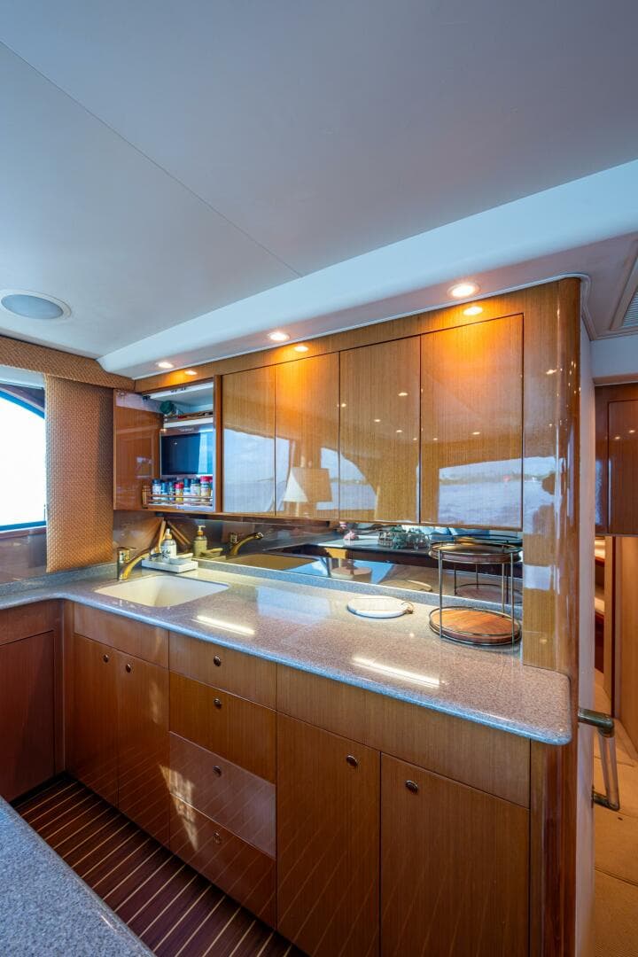 2004 Viking Convertible — photo 15