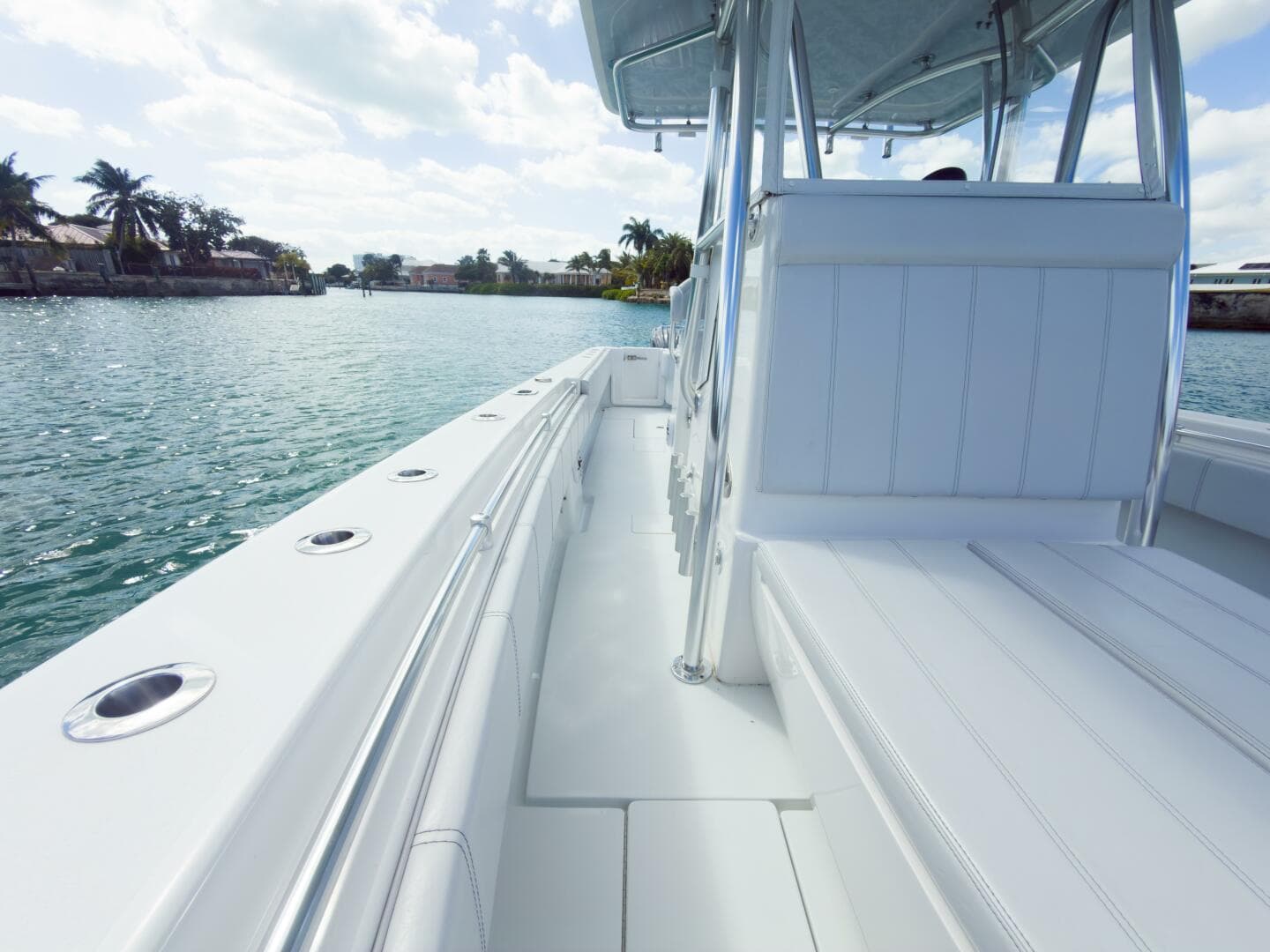 2023 Contender 32 ST — photo 13