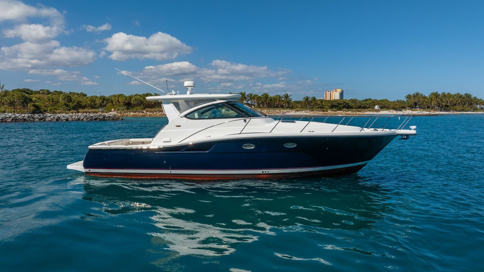 2004 Tiara Yachts 4200 Open