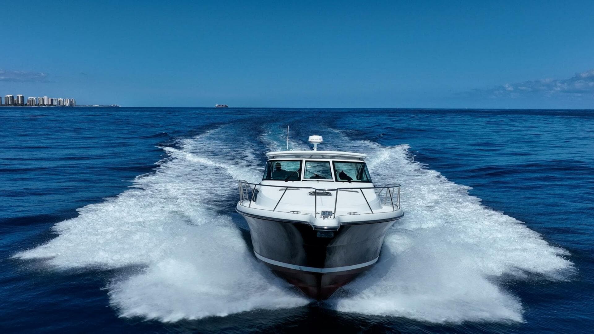 2004 Tiara Yachts 4200 Open — photo 3