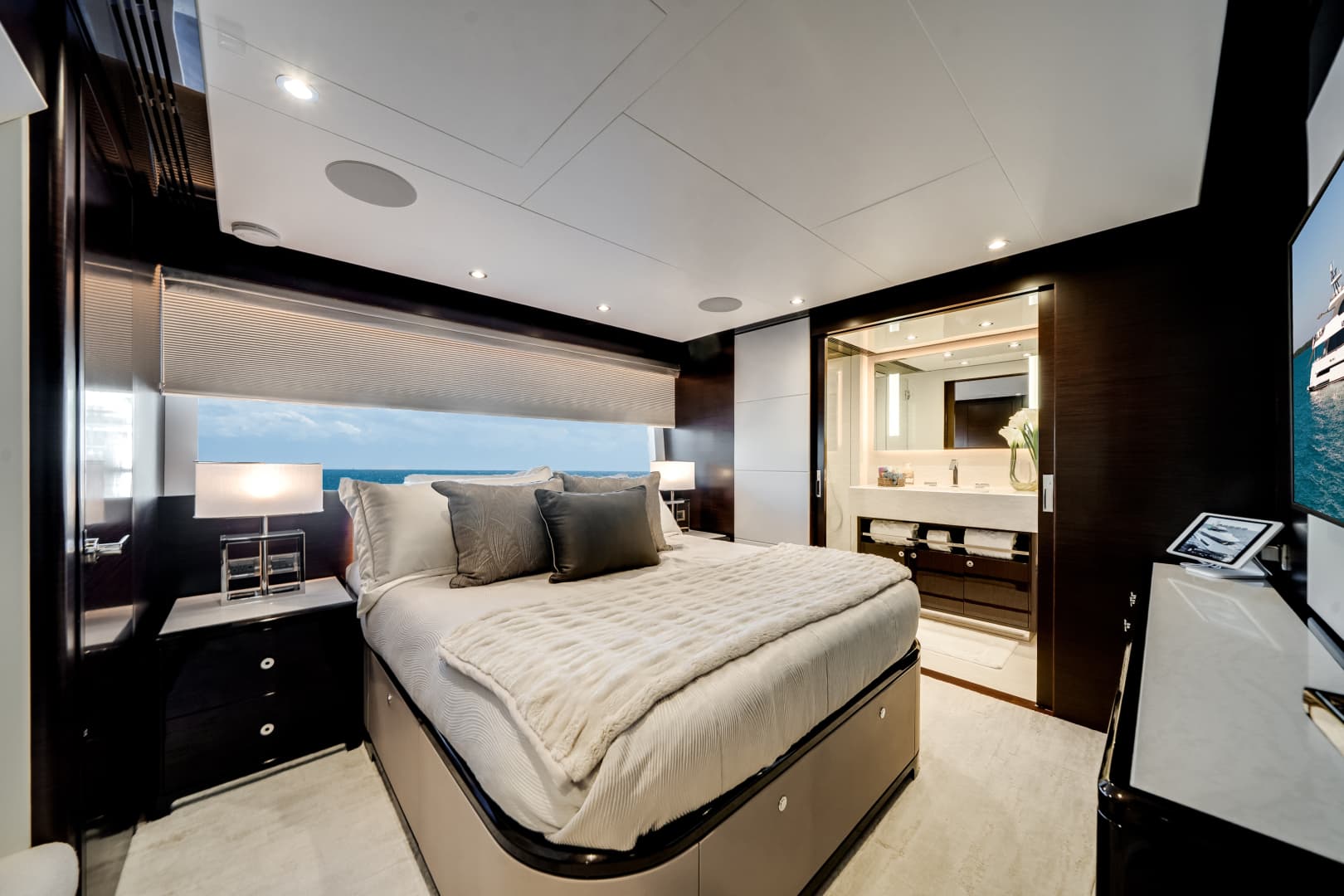 2022 Ocean Alexander 37 L — photo 66