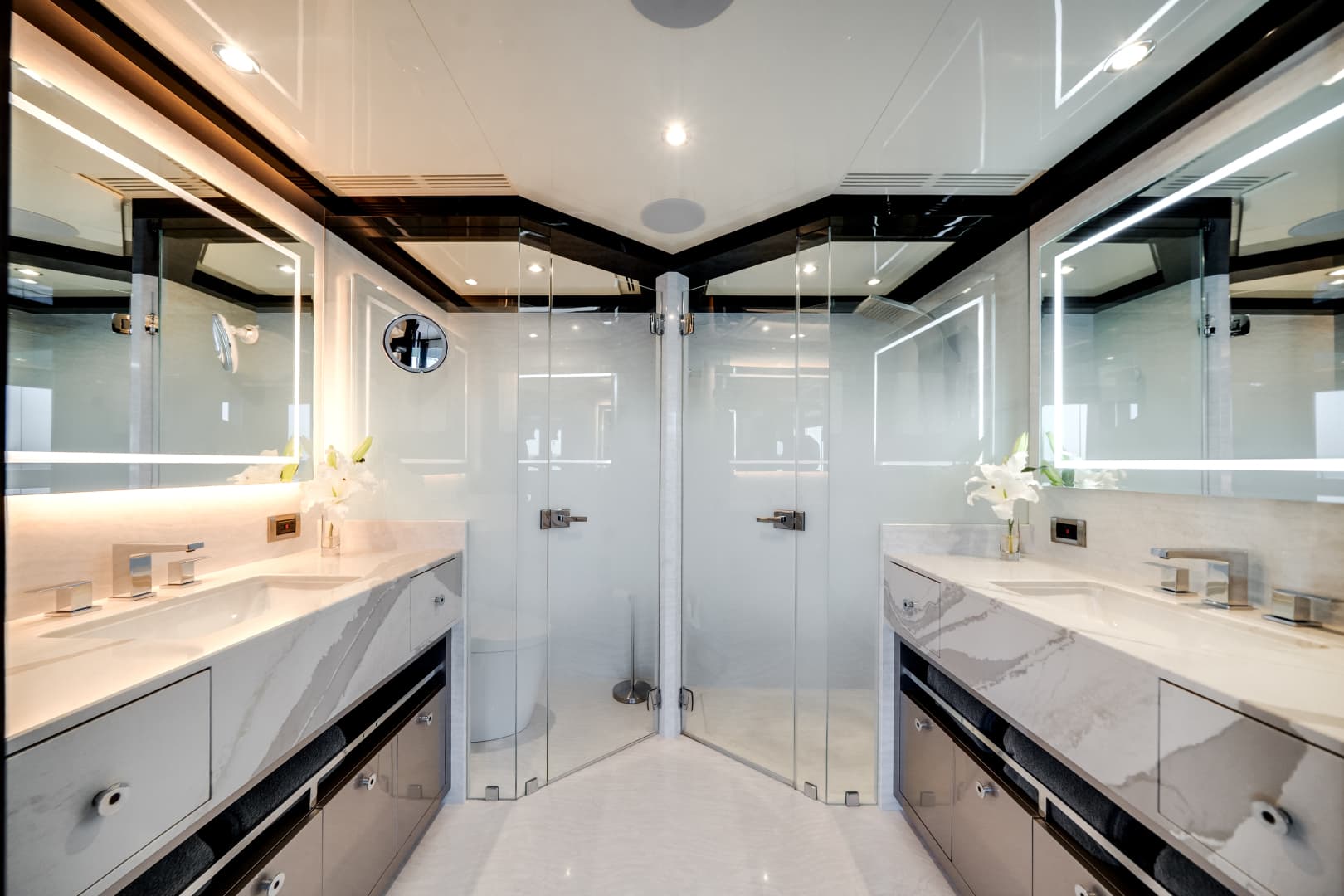 2022 Ocean Alexander 37 L — photo 41