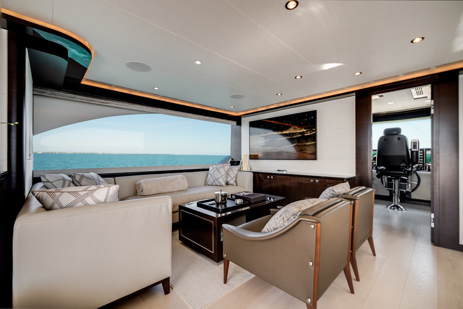 2022 Ocean Alexander 37 L — photo 80
