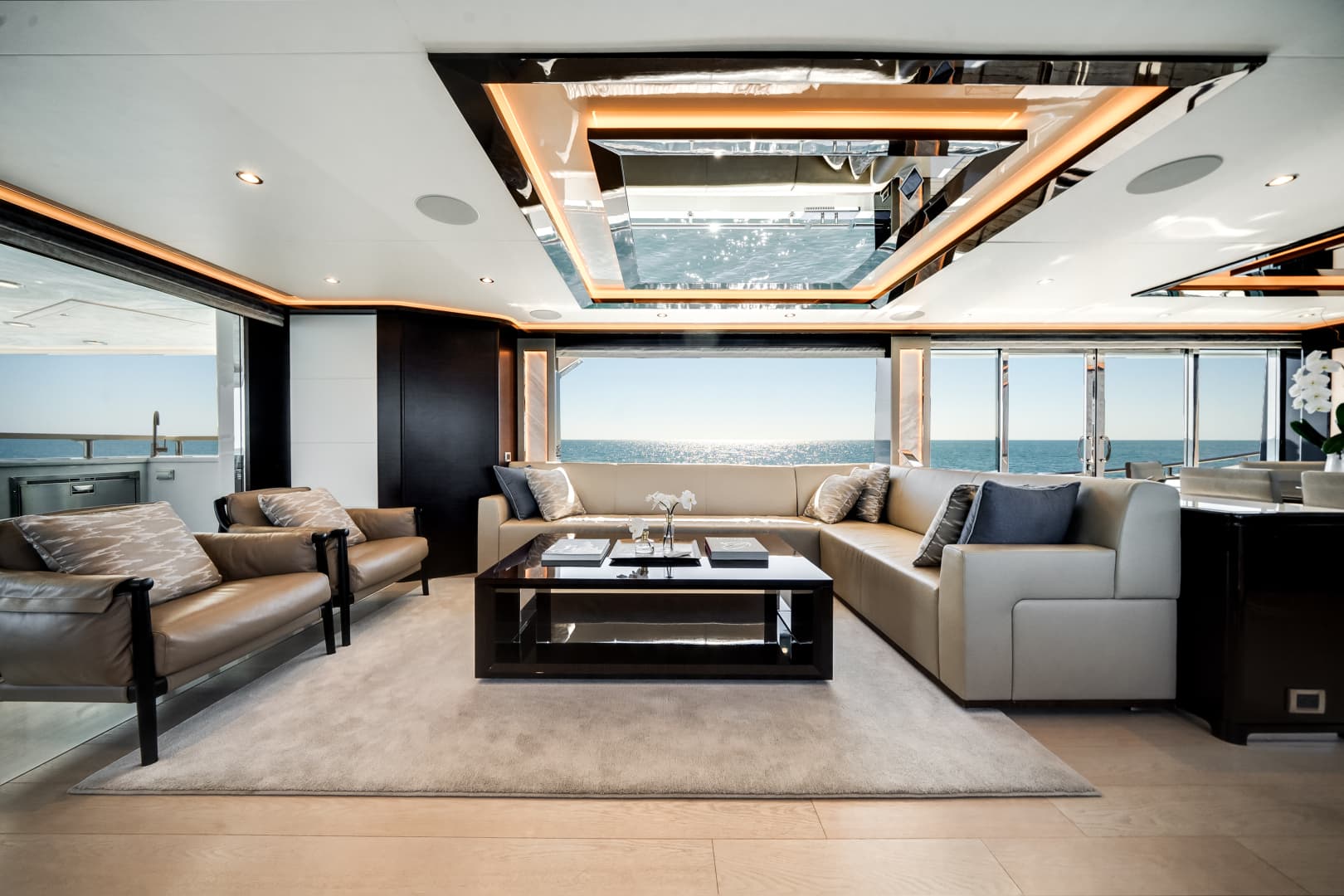 2022 Ocean Alexander 37 L — photo 21