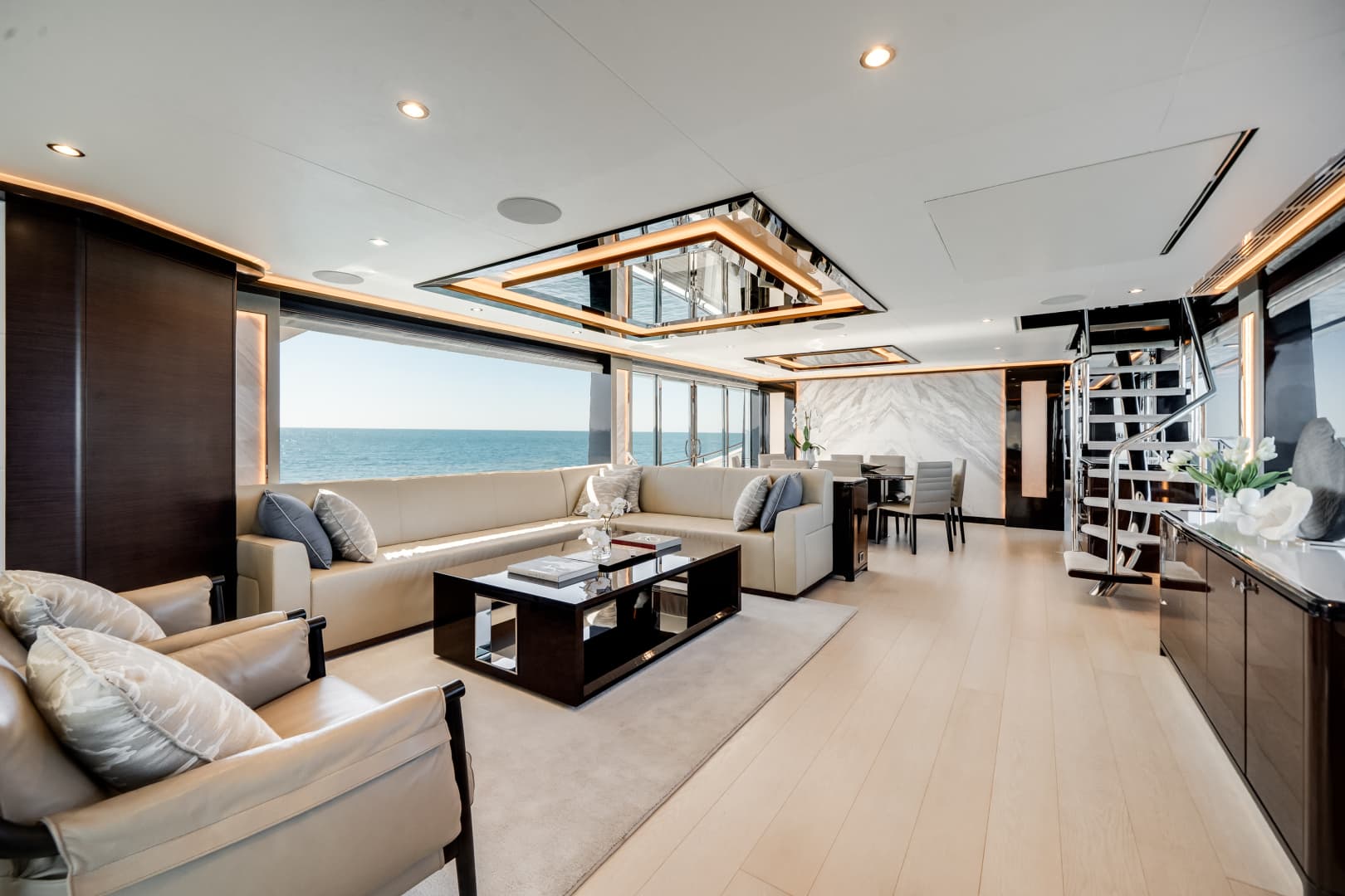 2022 Ocean Alexander 37 L — photo 19