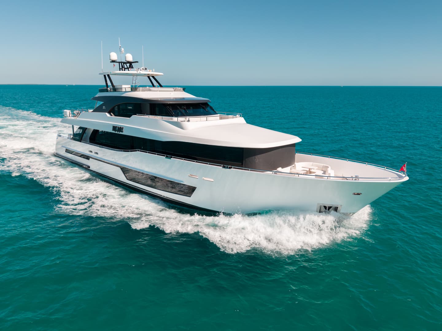 2022 Ocean Alexander 37 L — photo 2