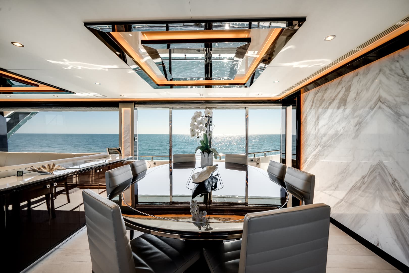 2022 Ocean Alexander 37 L — photo 30