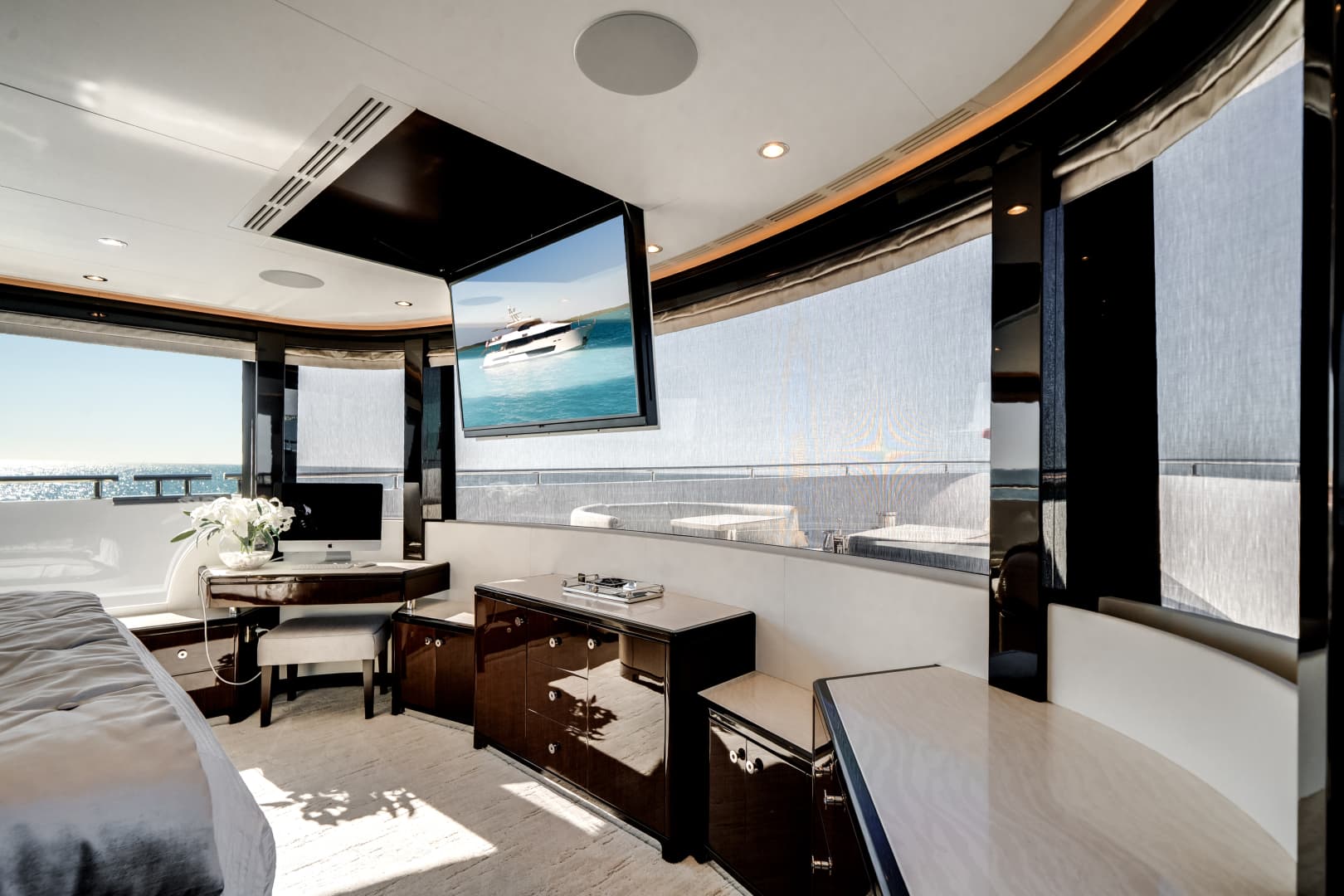 2022 Ocean Alexander 37 L — photo 48