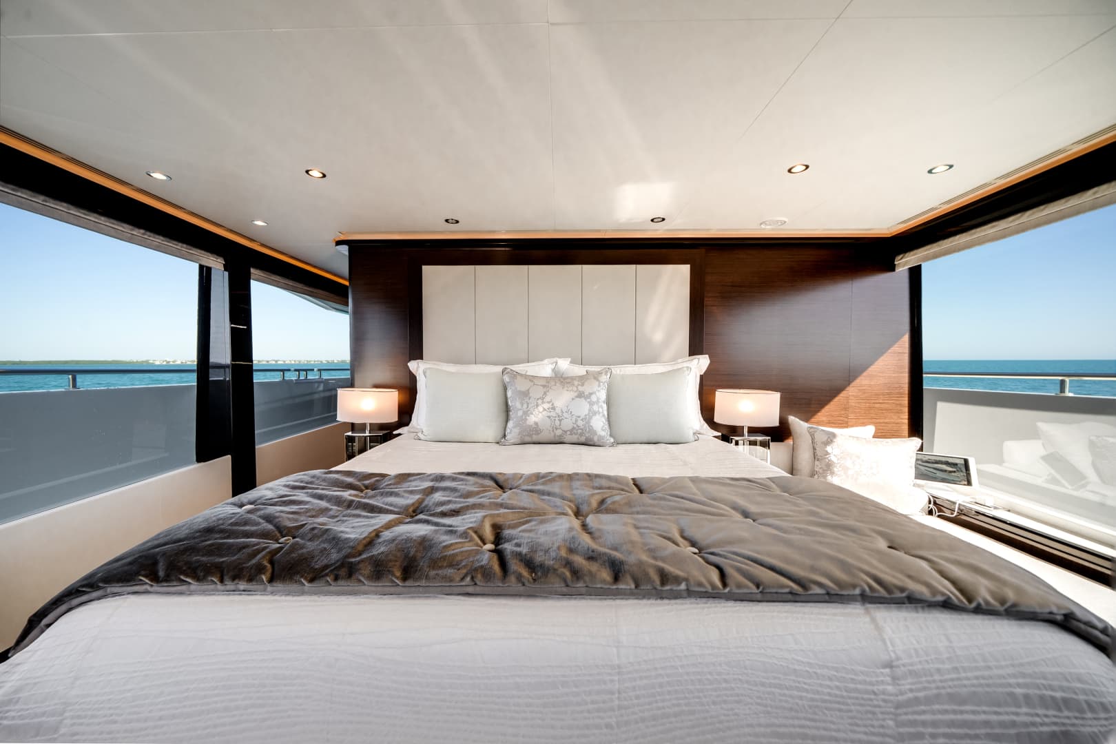 2022 Ocean Alexander 37 L — photo 50