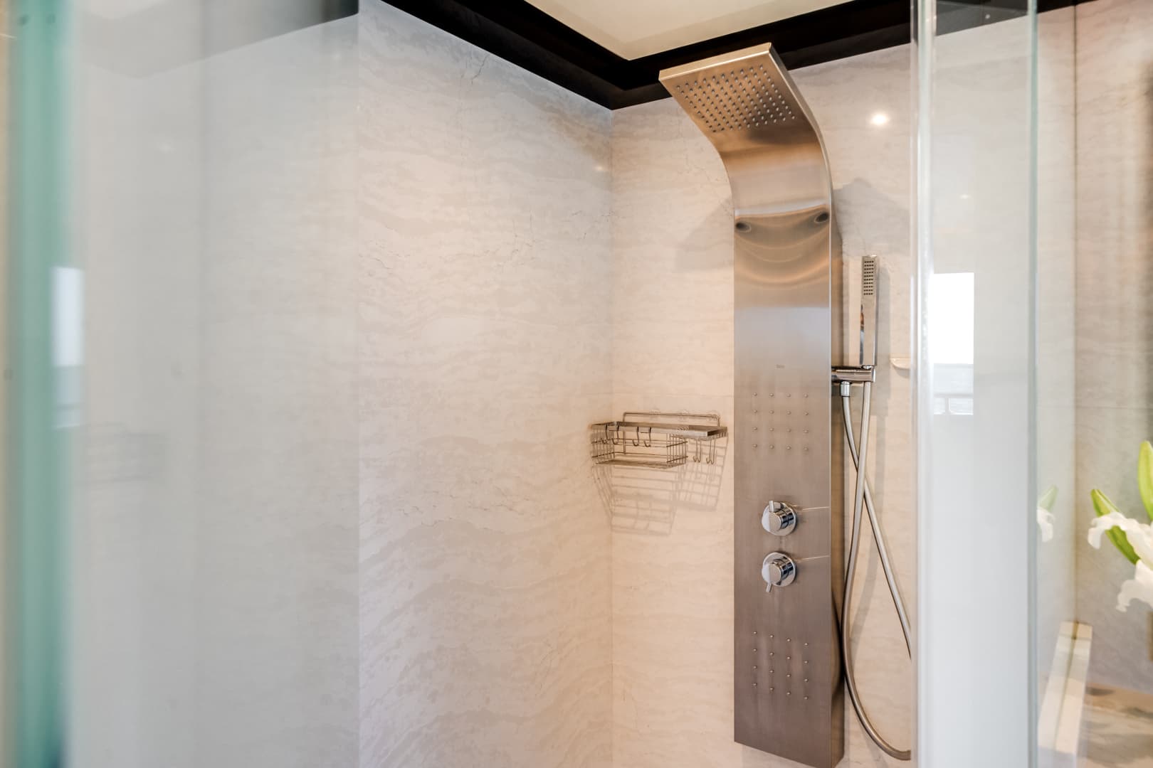 2022 Ocean Alexander 37 L — photo 43