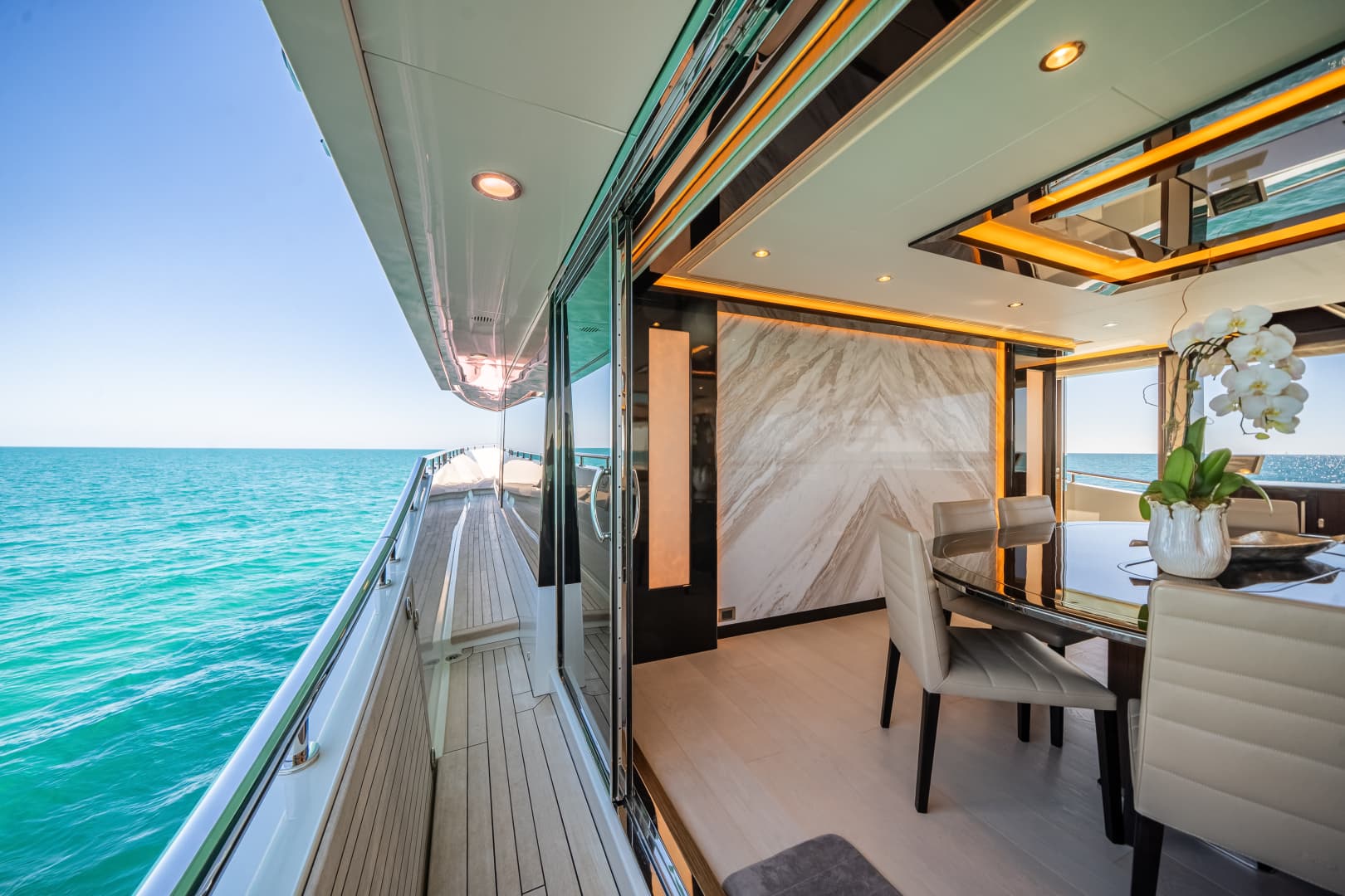 2022 Ocean Alexander 37 L — photo 27