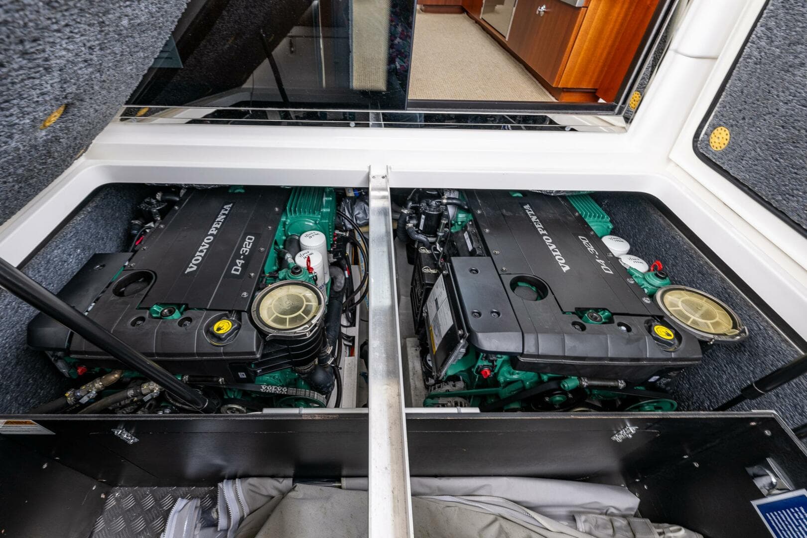 2023 Nimbus 405C — photo 38