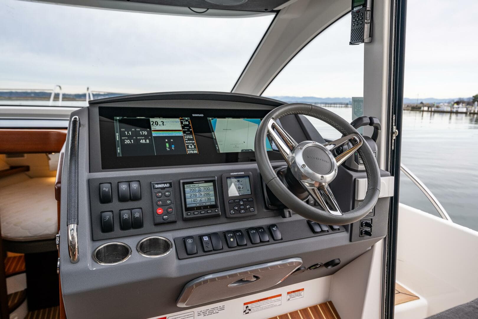 2023 Nimbus 405C — photo 24