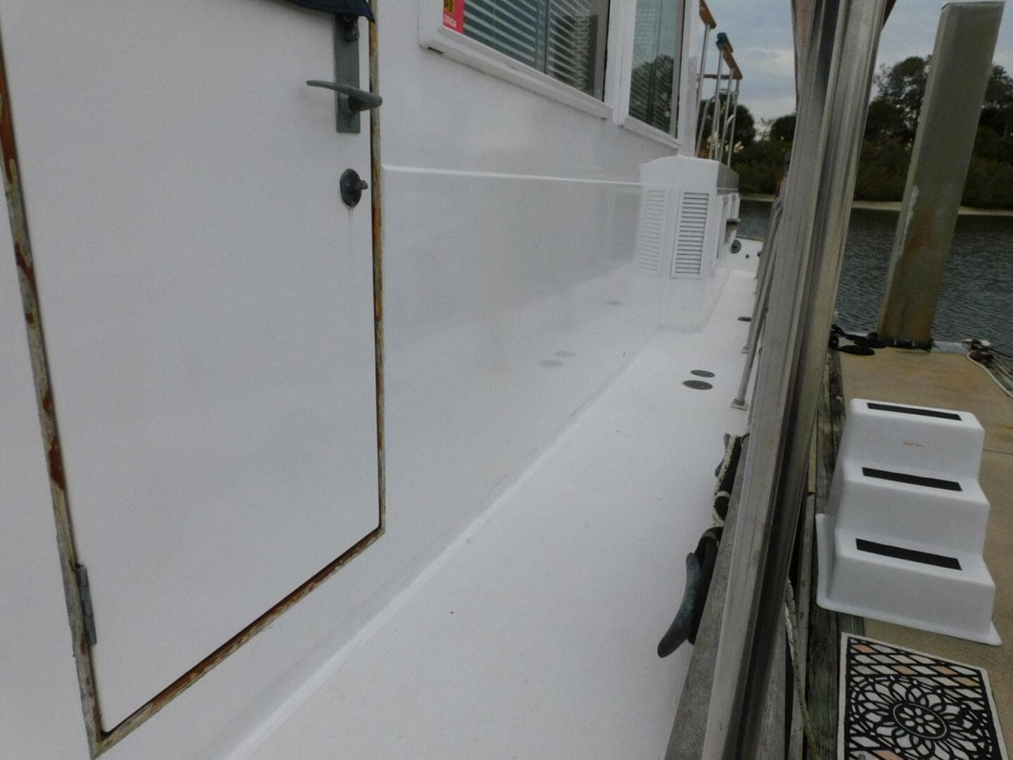 1986 Grand Banks 46 Classic Widebody — photo 13