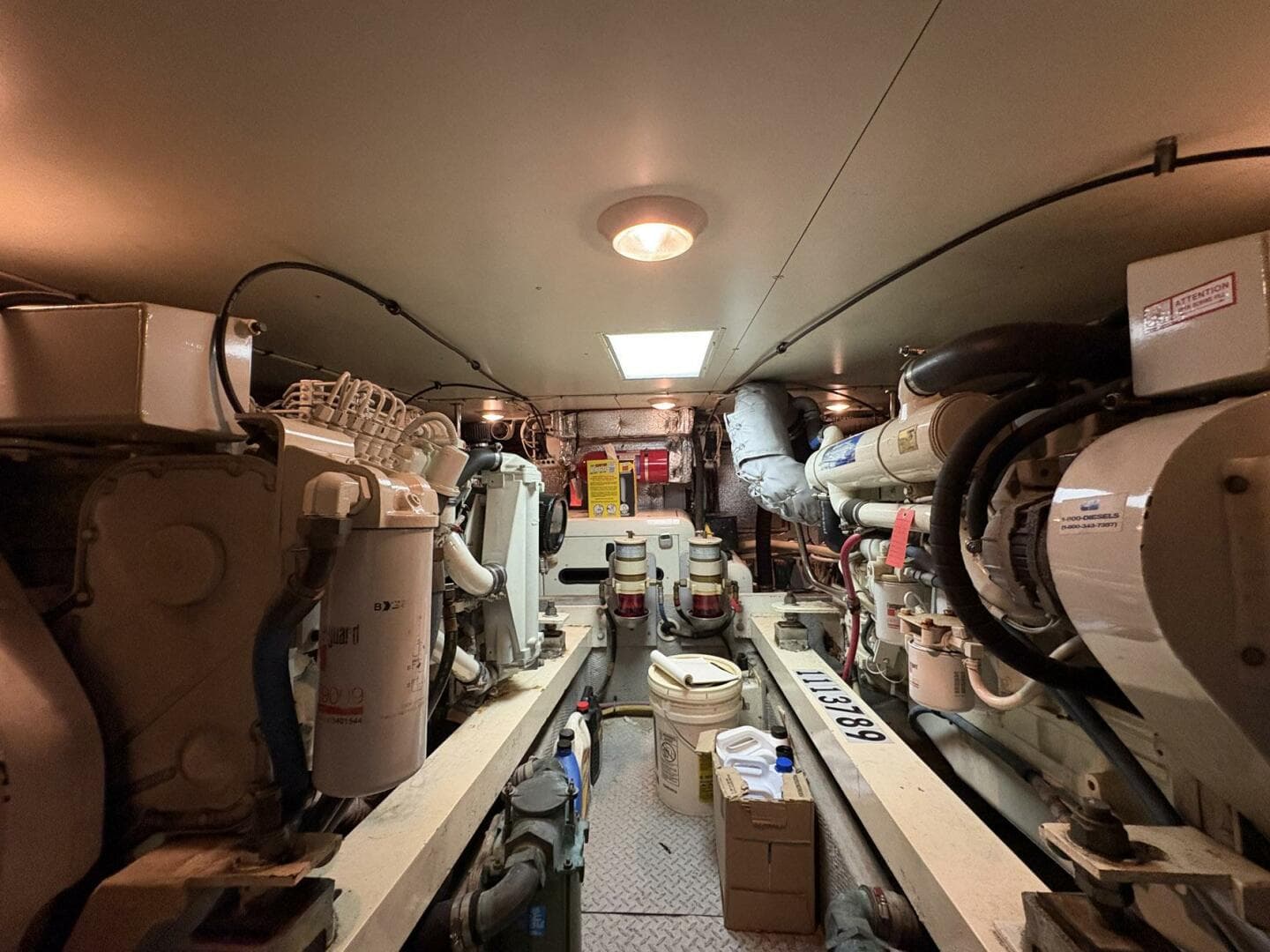 2001 Silverton 453 — photo 40