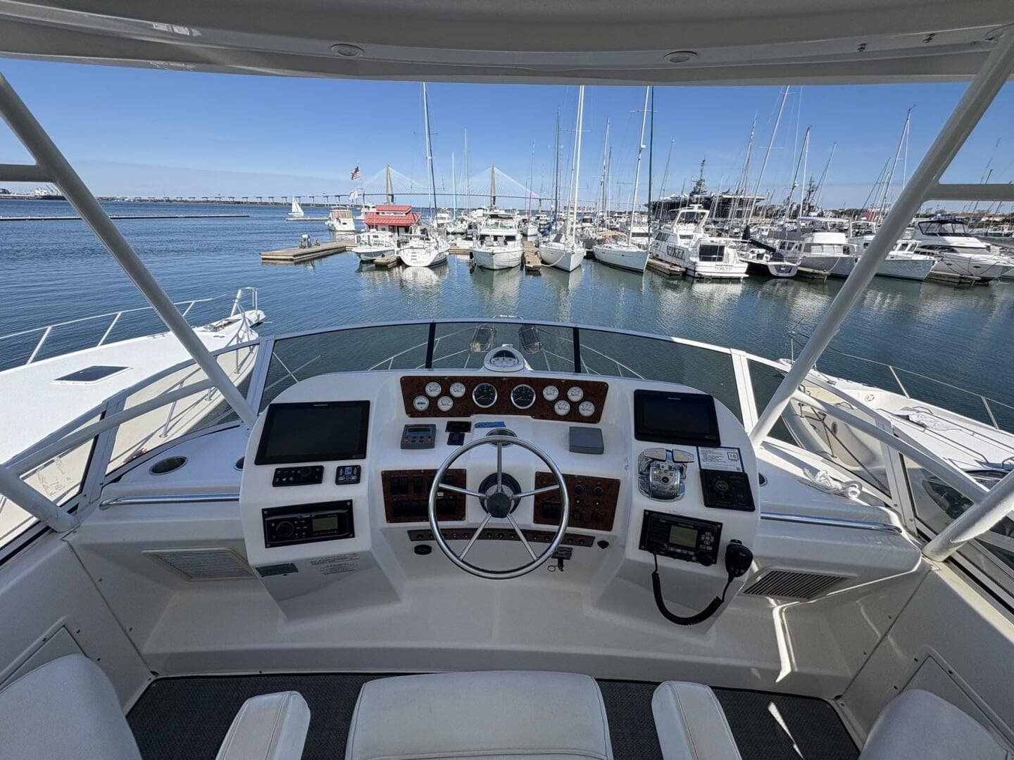 2001 Silverton 453 — photo 15