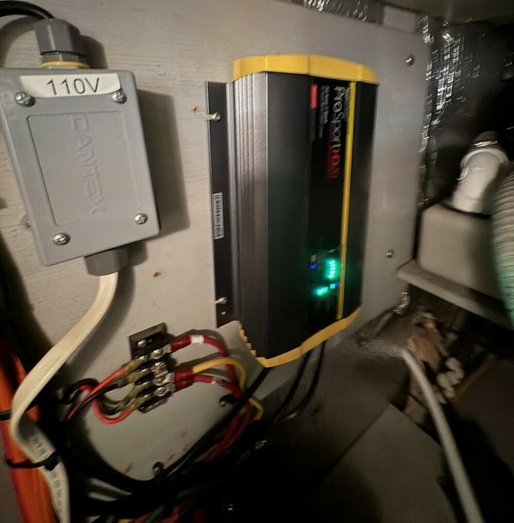 2001 Silverton 453 — photo 46